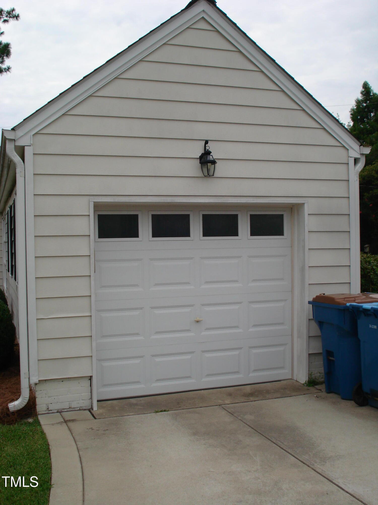 126 Fairfield Circle