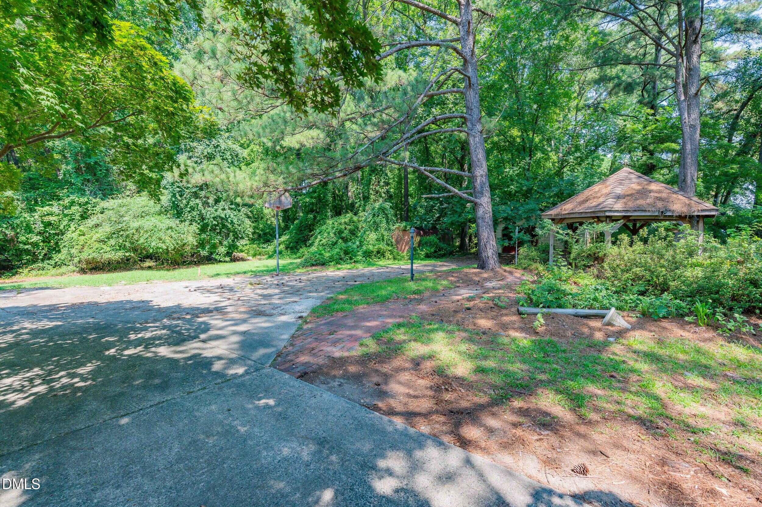 66 White Oak Drive