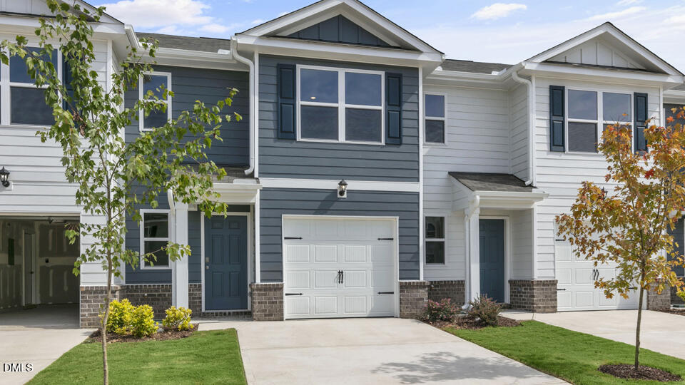 561 Stream Walk Crossing