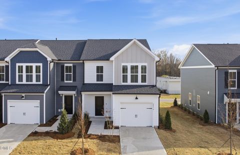 2814 Rodeo Court Willow Springs NC 27592