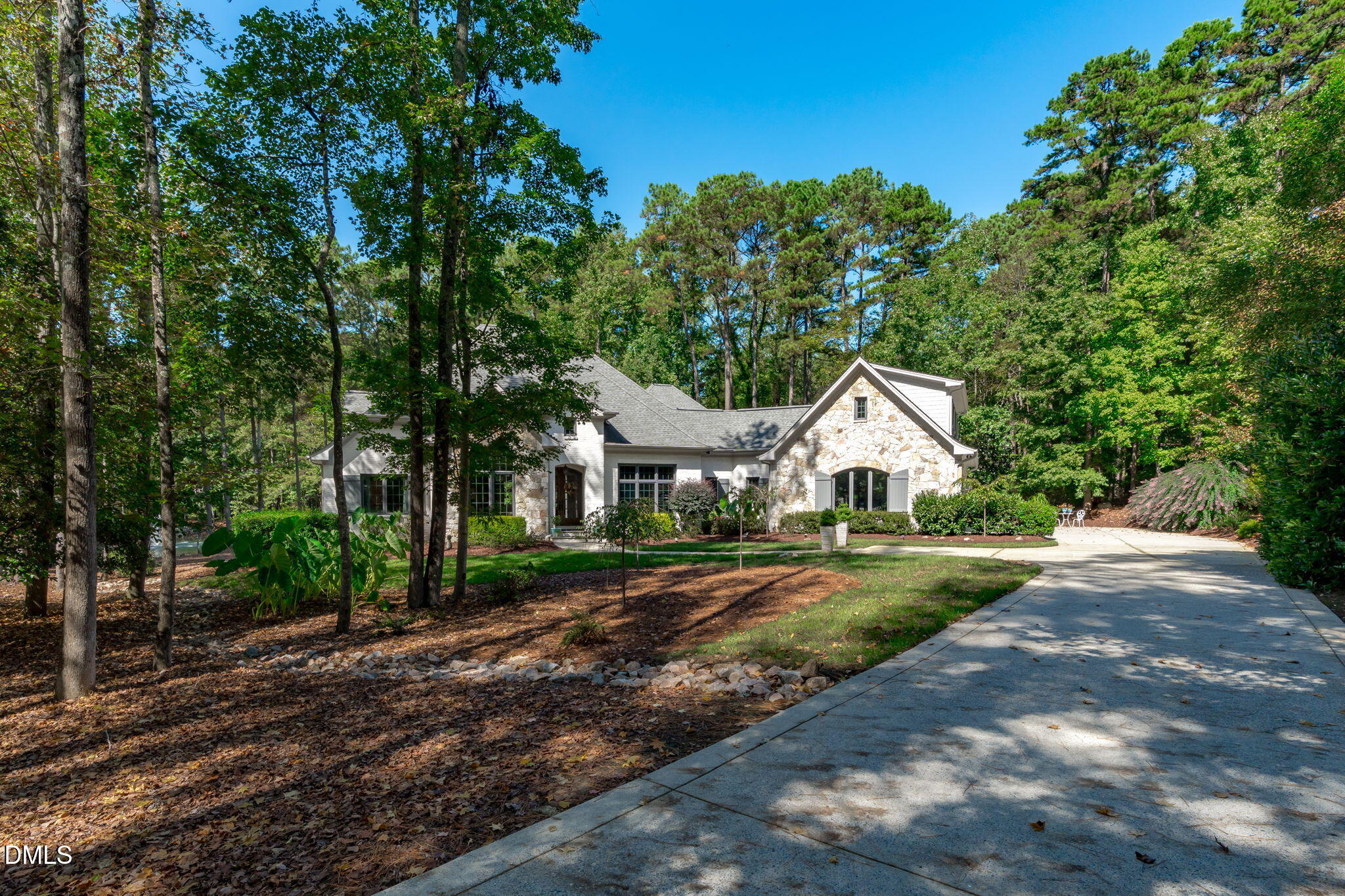 4008 Soaring Talon Court