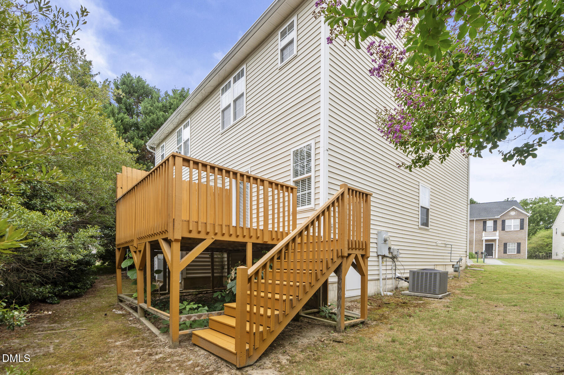 2533 Bay Harbor Drive