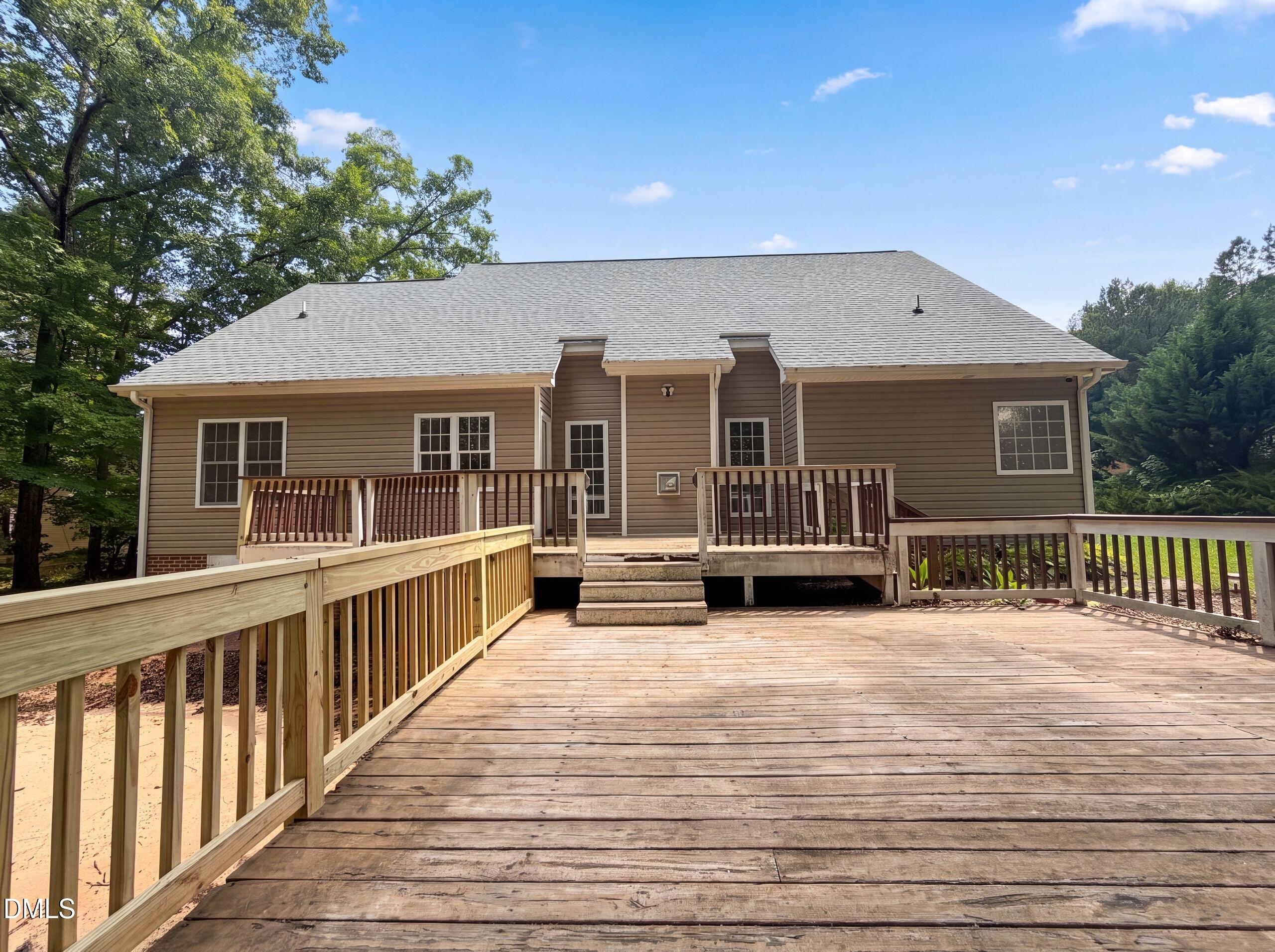 4336 N Greg Allen Way
