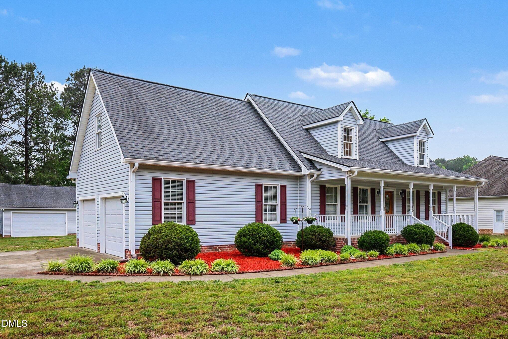 100 Linnett Court
