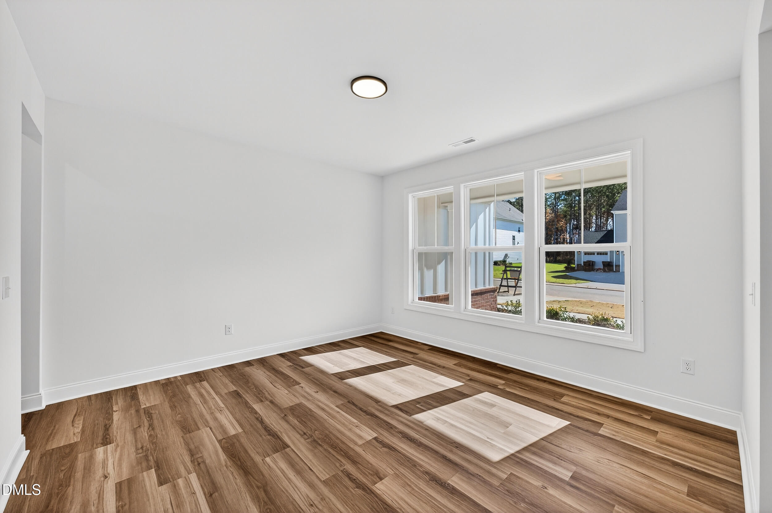 140 W Fountainhead Lane