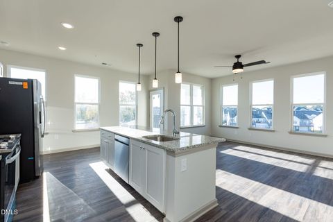 2400 Gathering Square Ct Court Fuquay Varina NC 27526