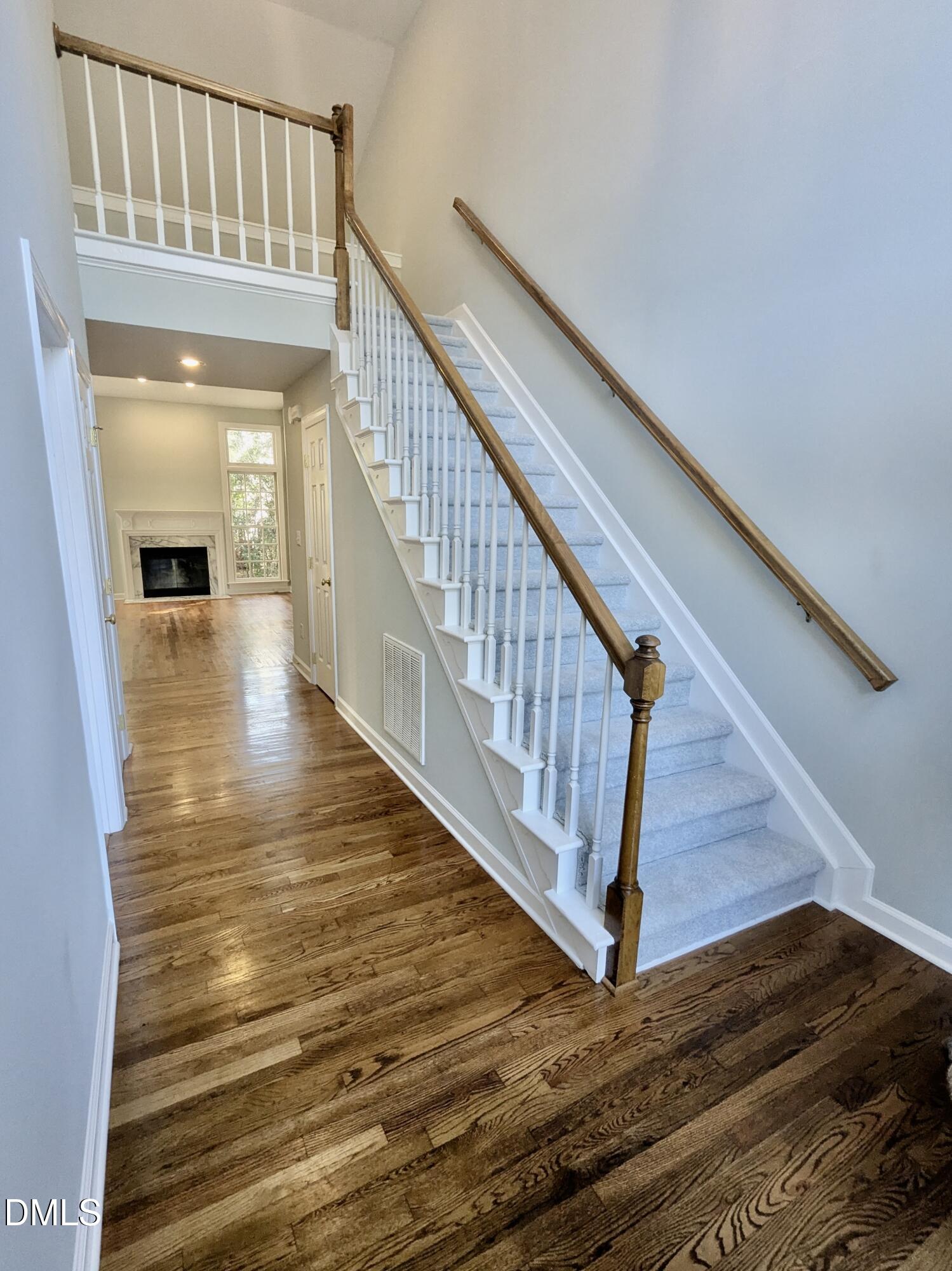 1233 Cranebridge Place
