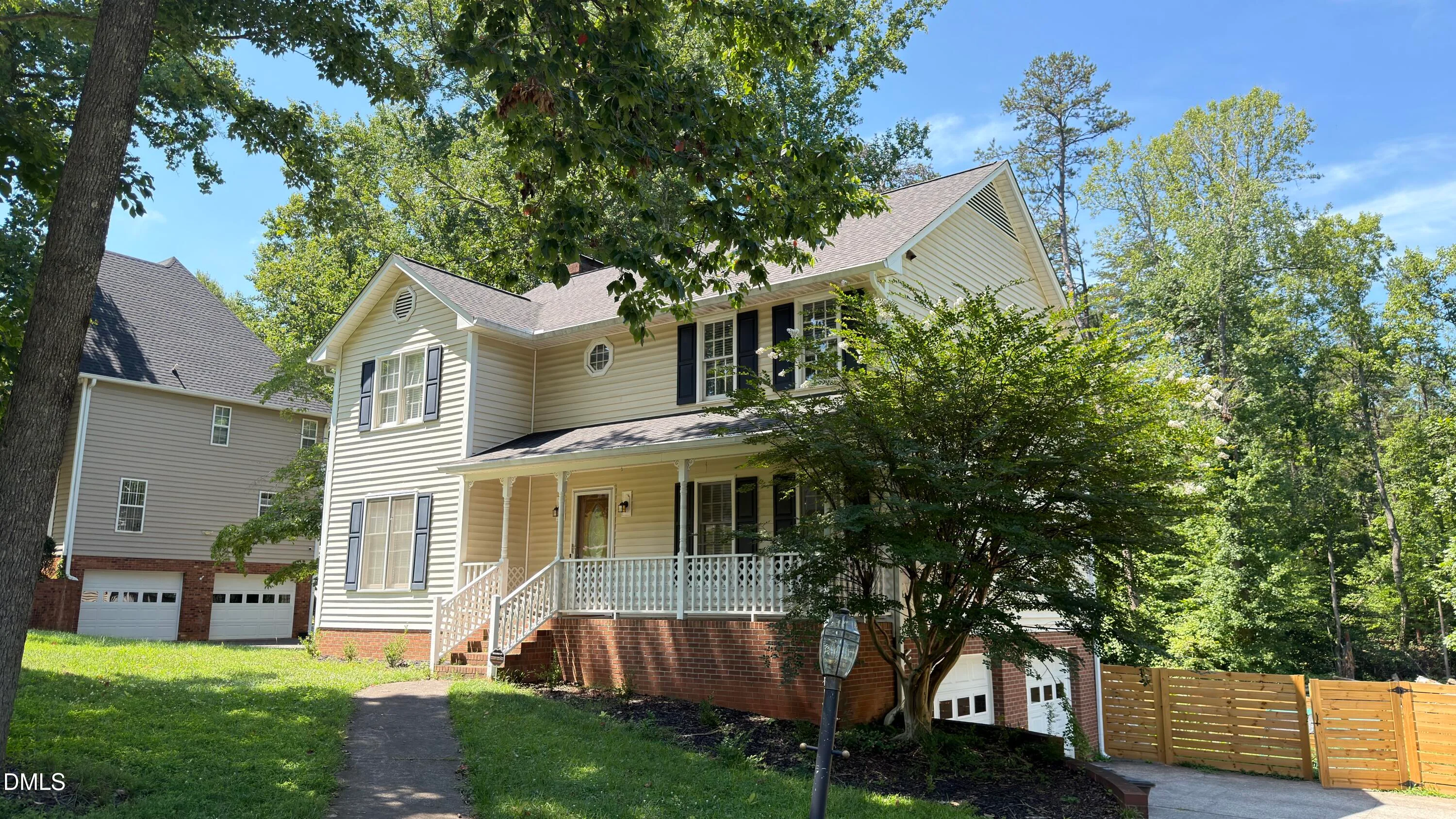 2089 Pembrooke Forest Drive