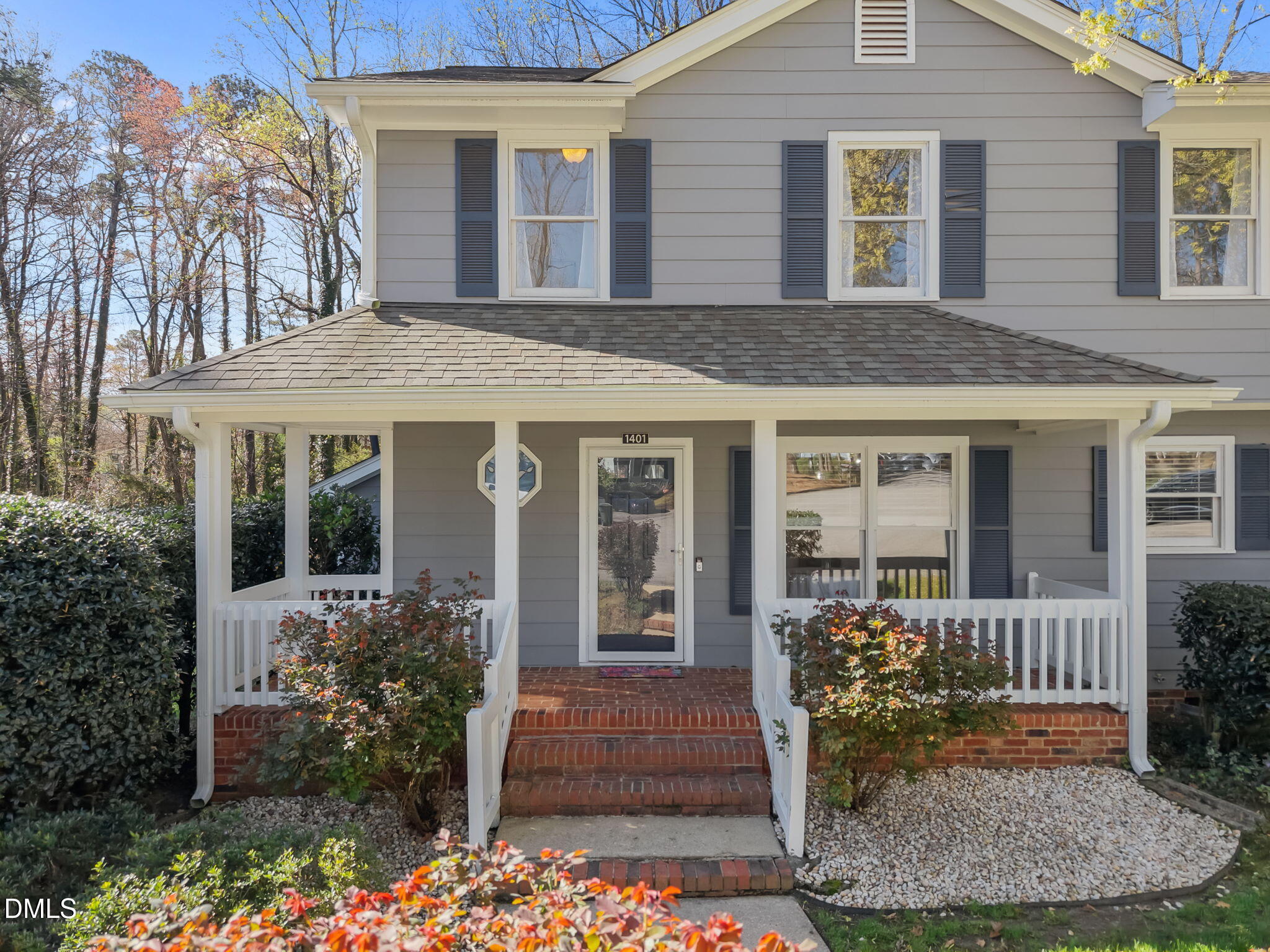 1401 Mapleside Court