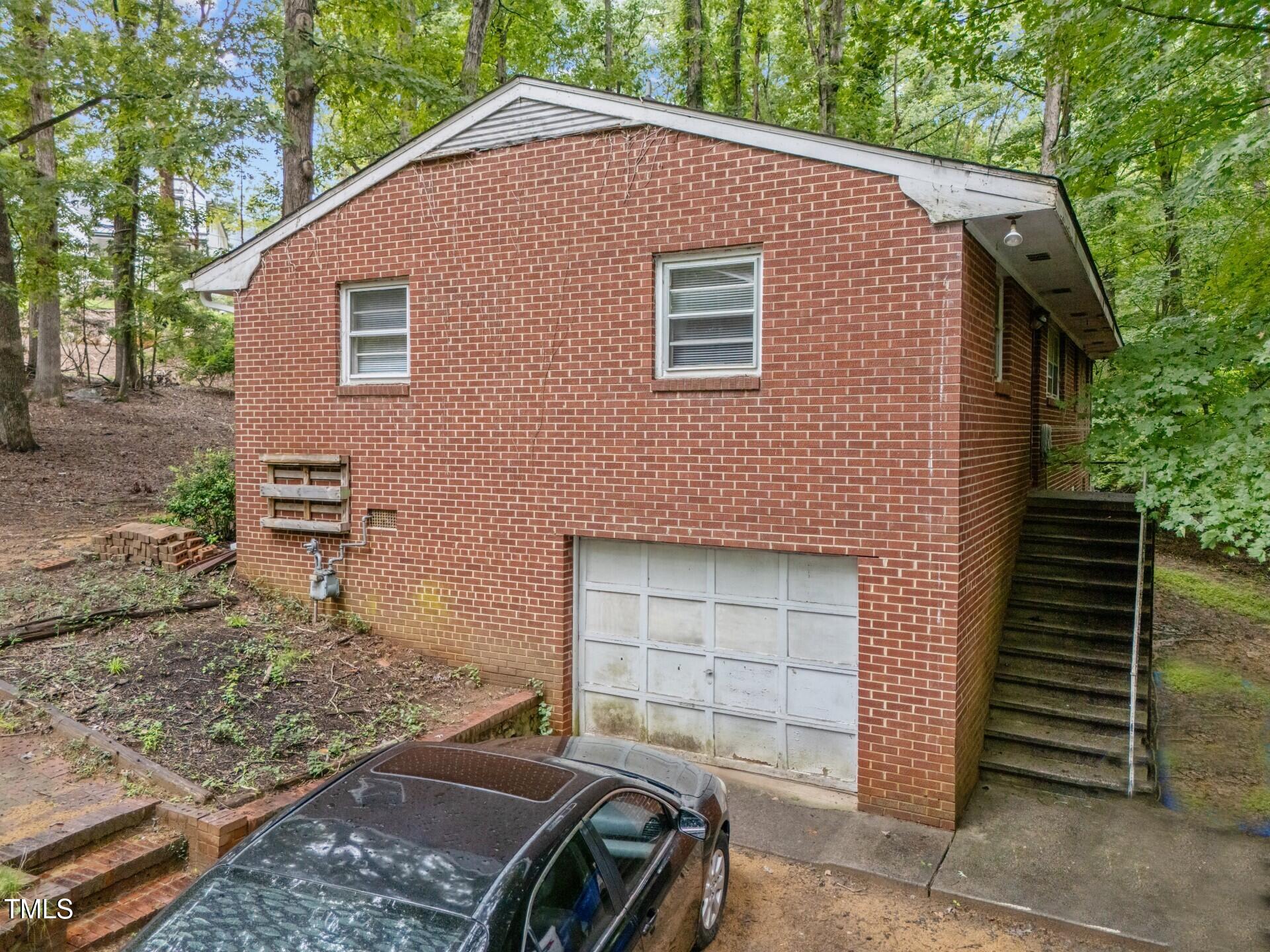 106 Markham Drive