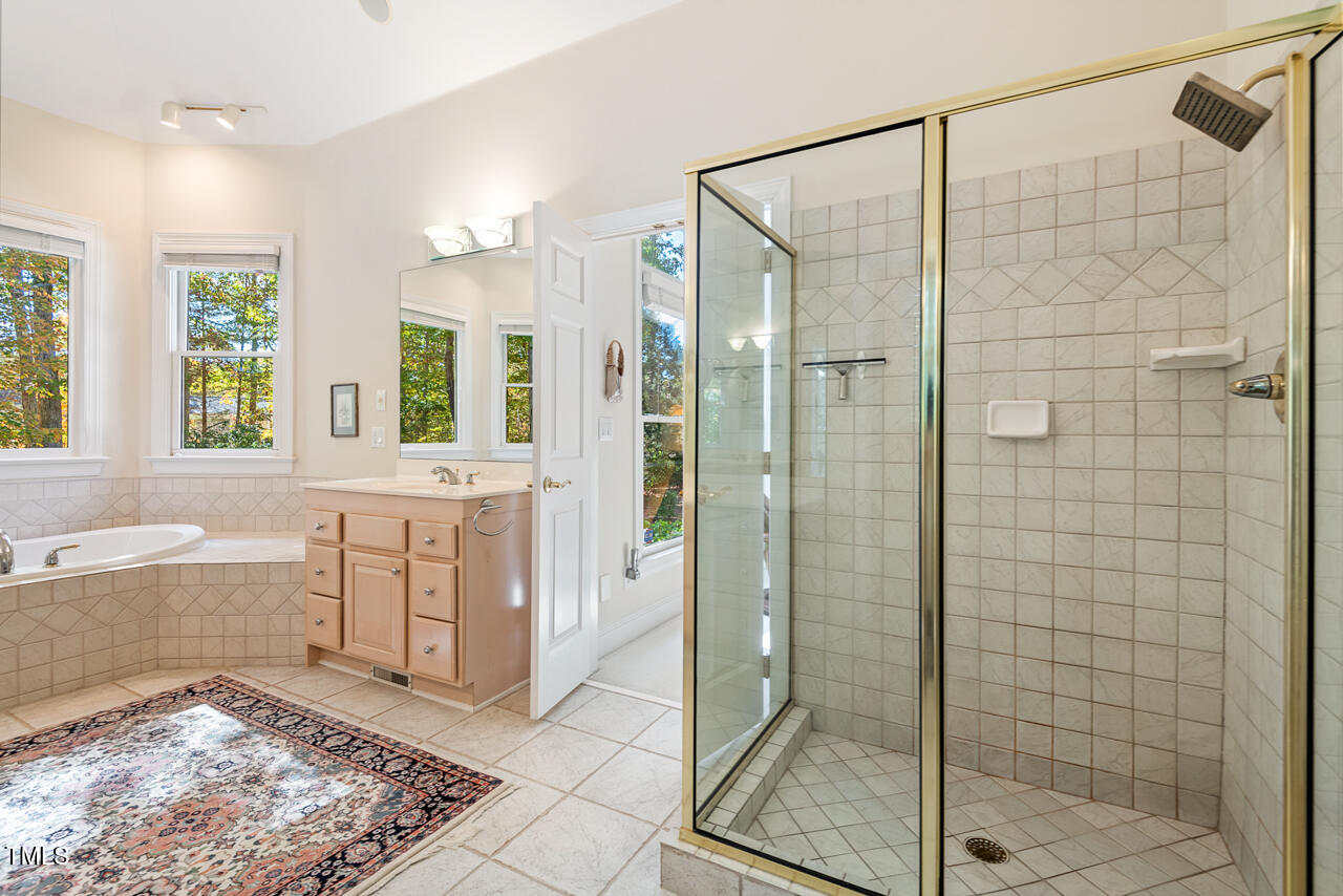 Durham, North Carolina 27712, United States, 3 Bedrooms Bedrooms, ,4 BathroomsBathrooms,Residential,Pending,5770