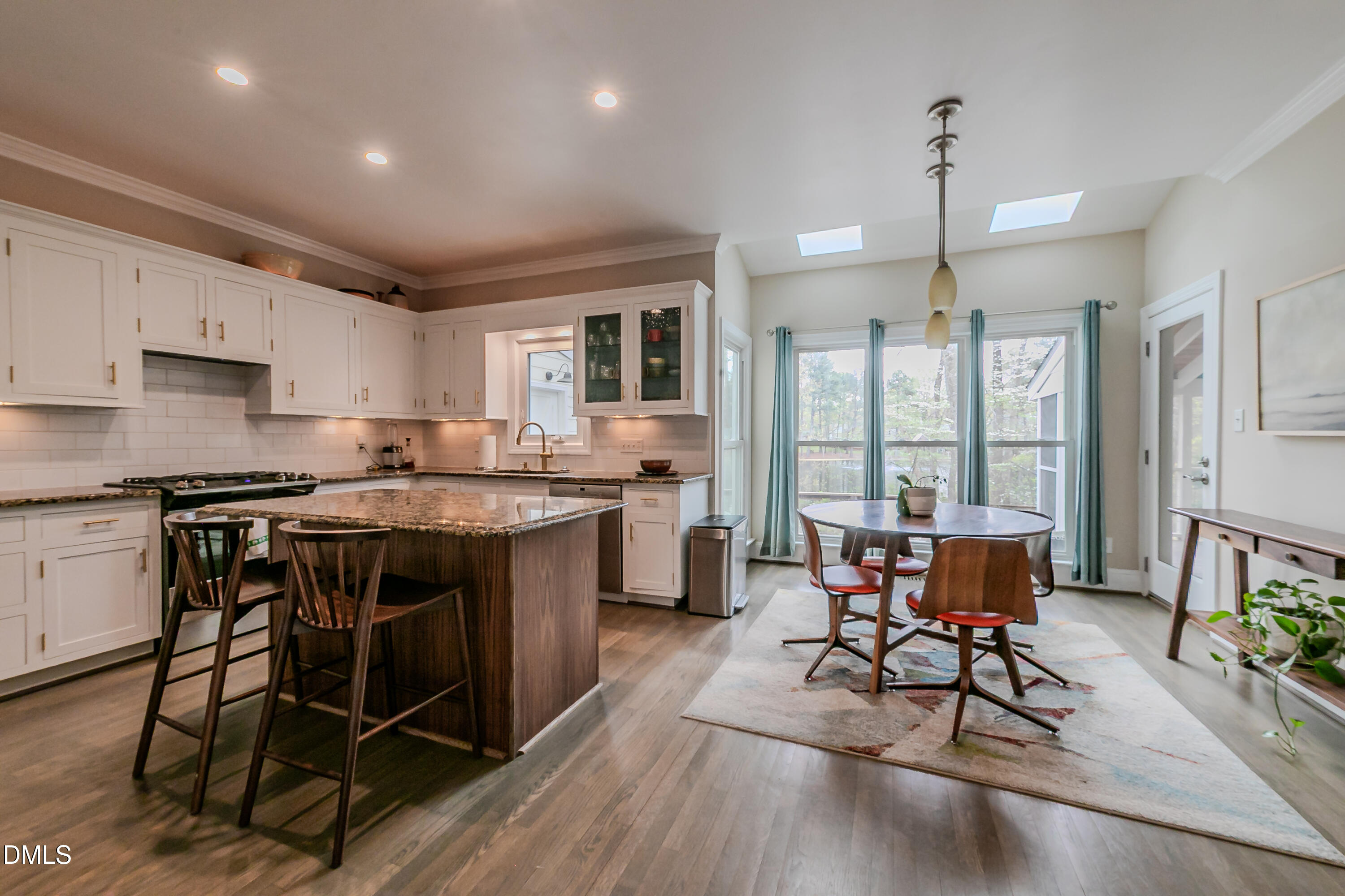 2637 Ridgewell Court