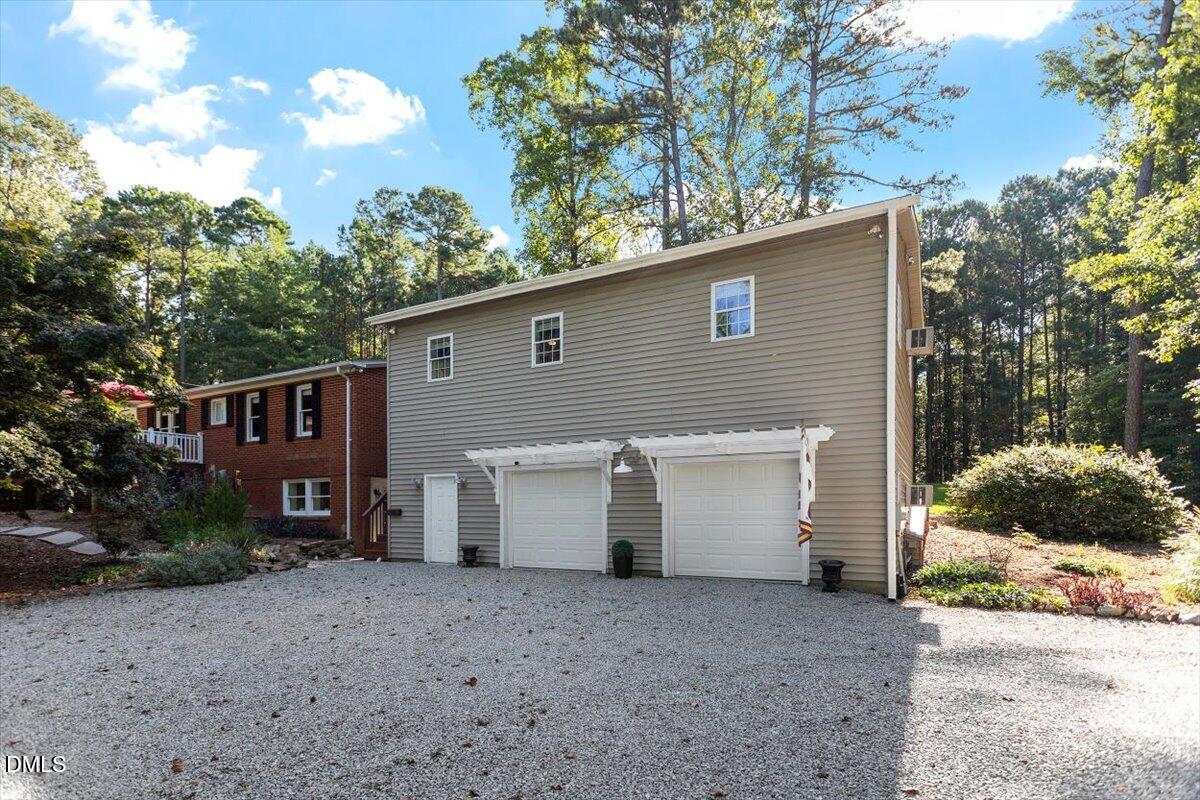 2129 Kelly Road