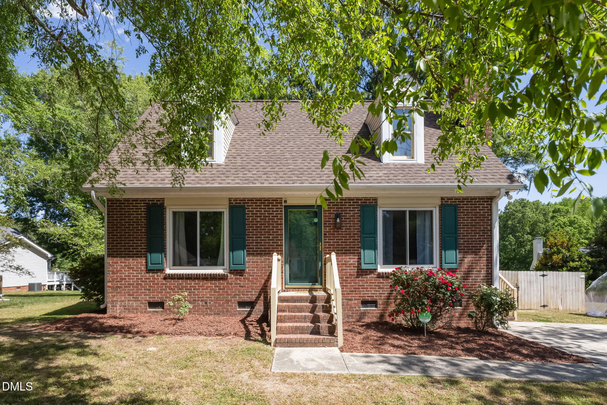 1305 Shakentown Street