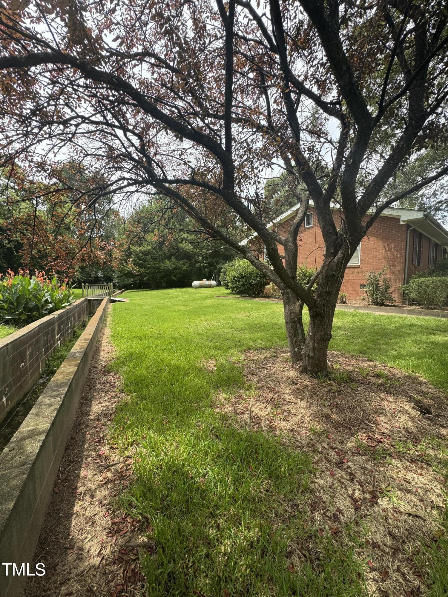 9729 Clayton Boulevard