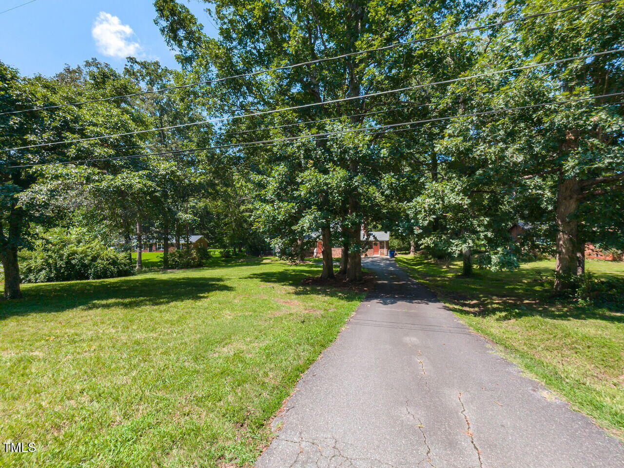 1831 Washington Drive