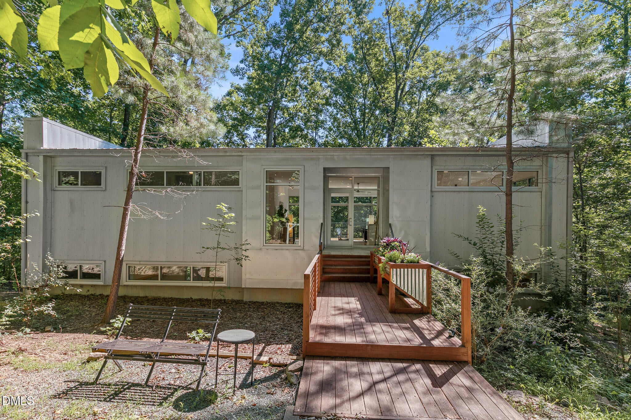 106 Glass House Lane