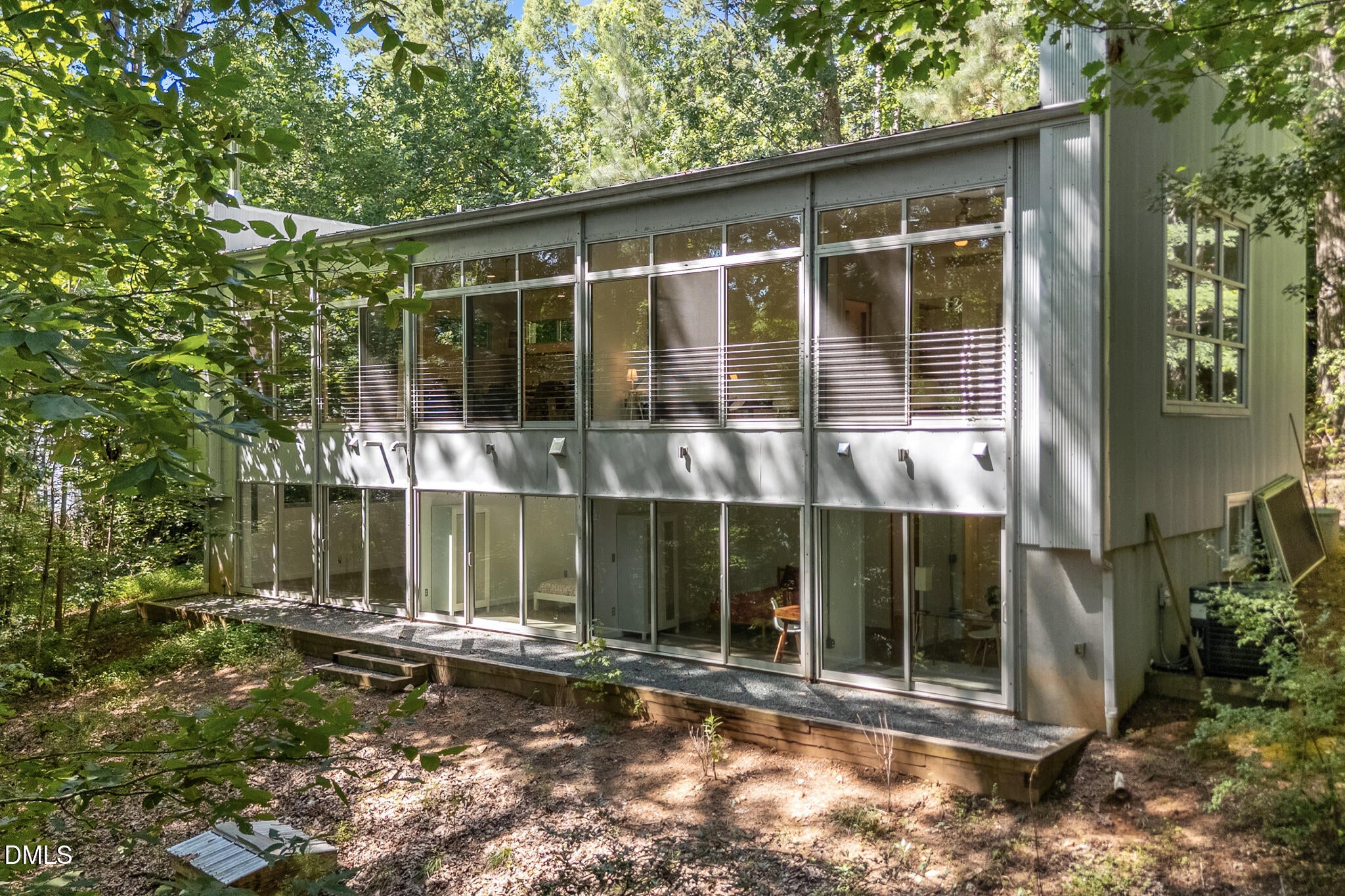 106 Glass House Lane