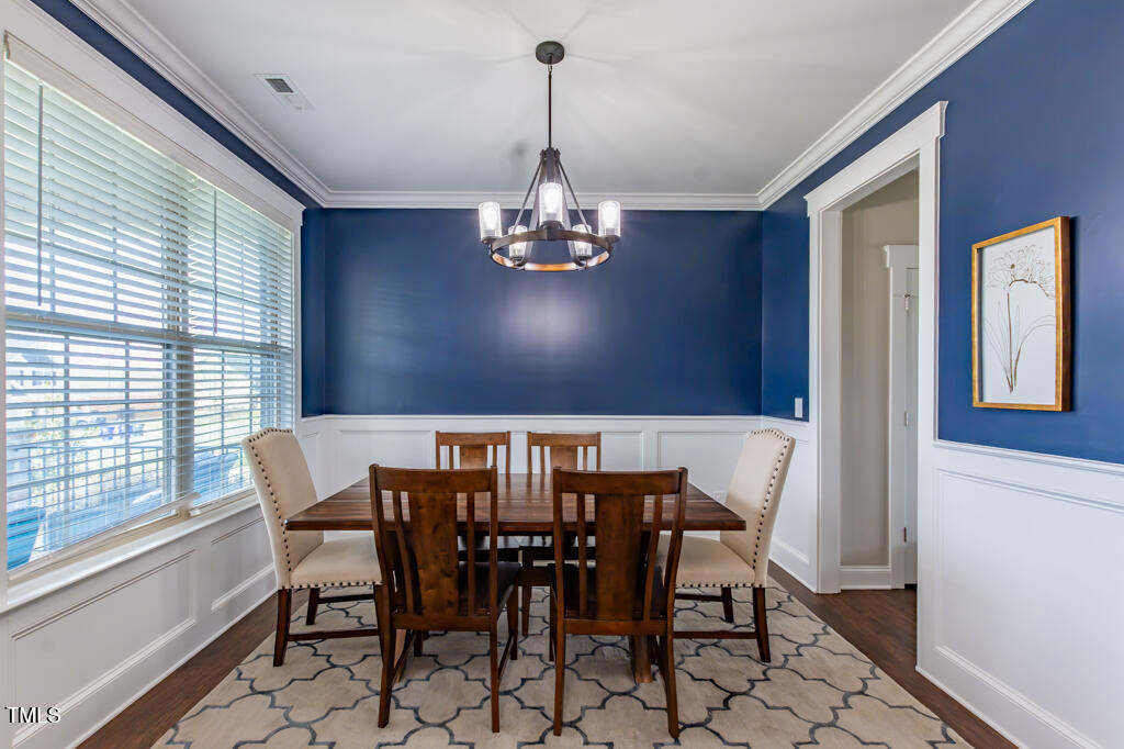 319 Brinkley Circle