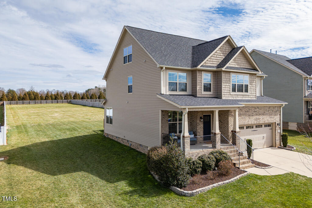 319 Brinkley Circle