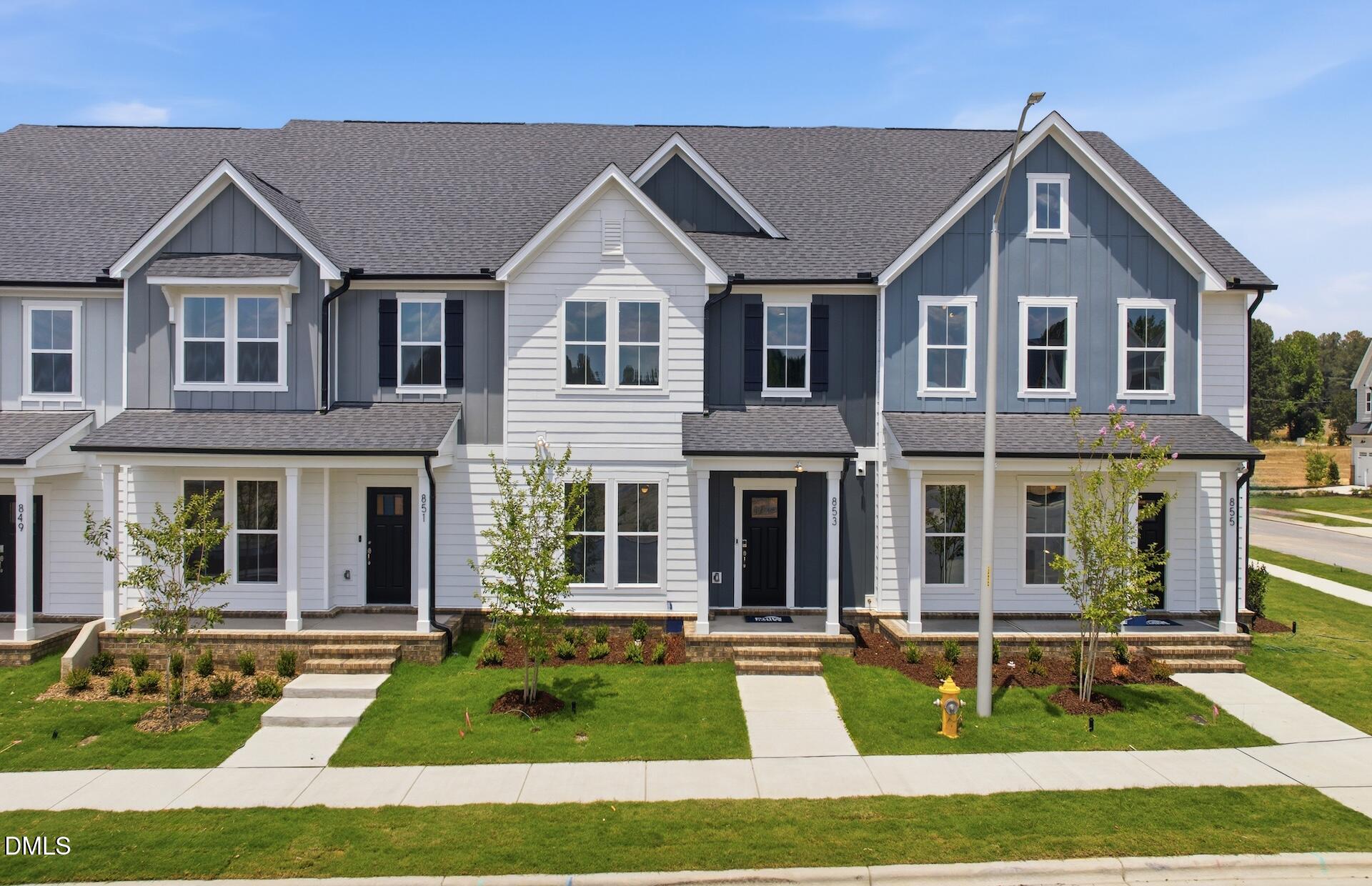 831 Weavers Abbey Place