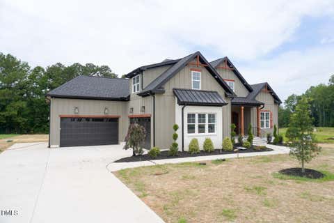 Photo of 2433 Rosslare Mews Lane, Wendell, NC 27591 (MLS # 10142272)