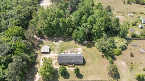 921 Sweet Raspberry Lane Lane Lillington NC 27546