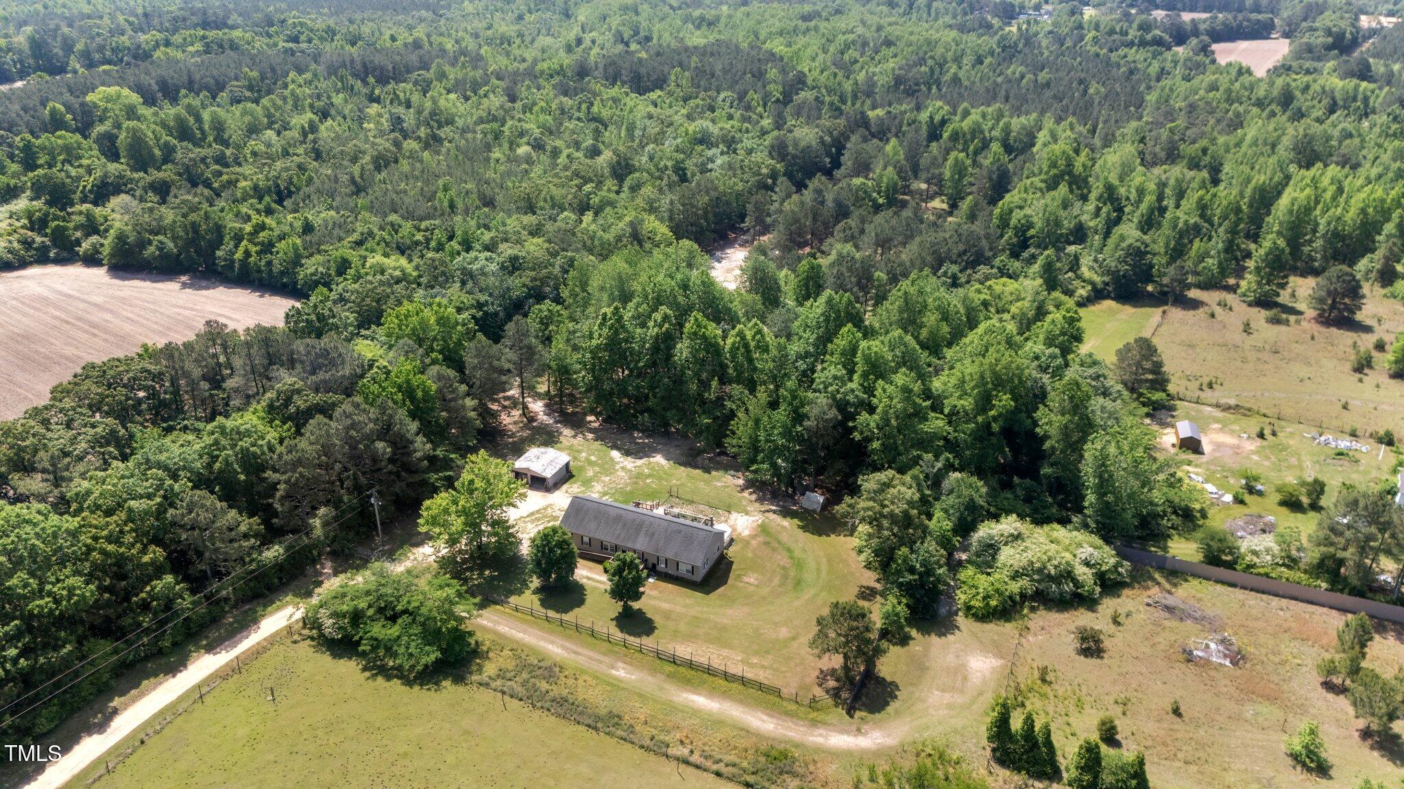 921 Sweet Raspberry Lane Lane