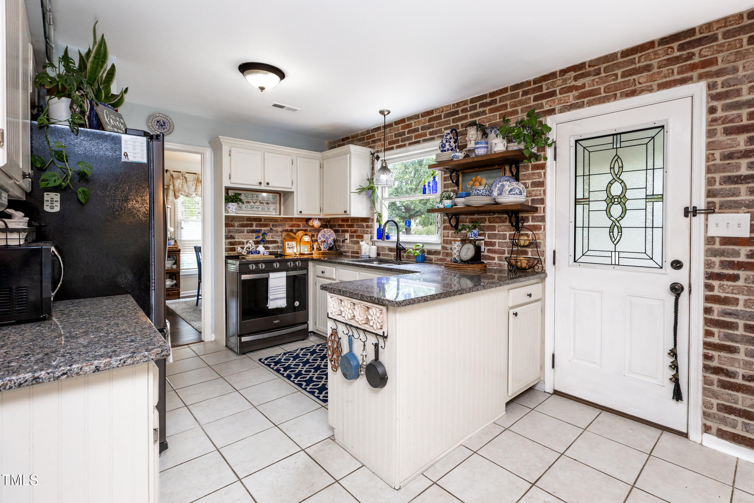 12116 Queensbridge Court