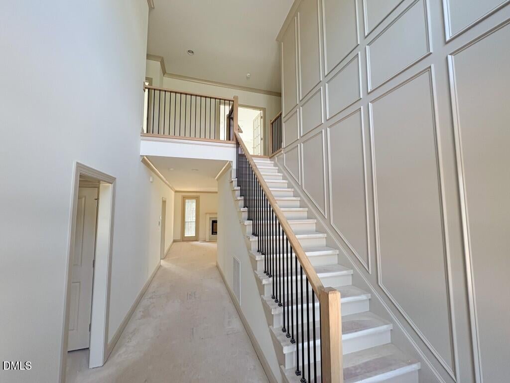 215 Broadleaf Lane