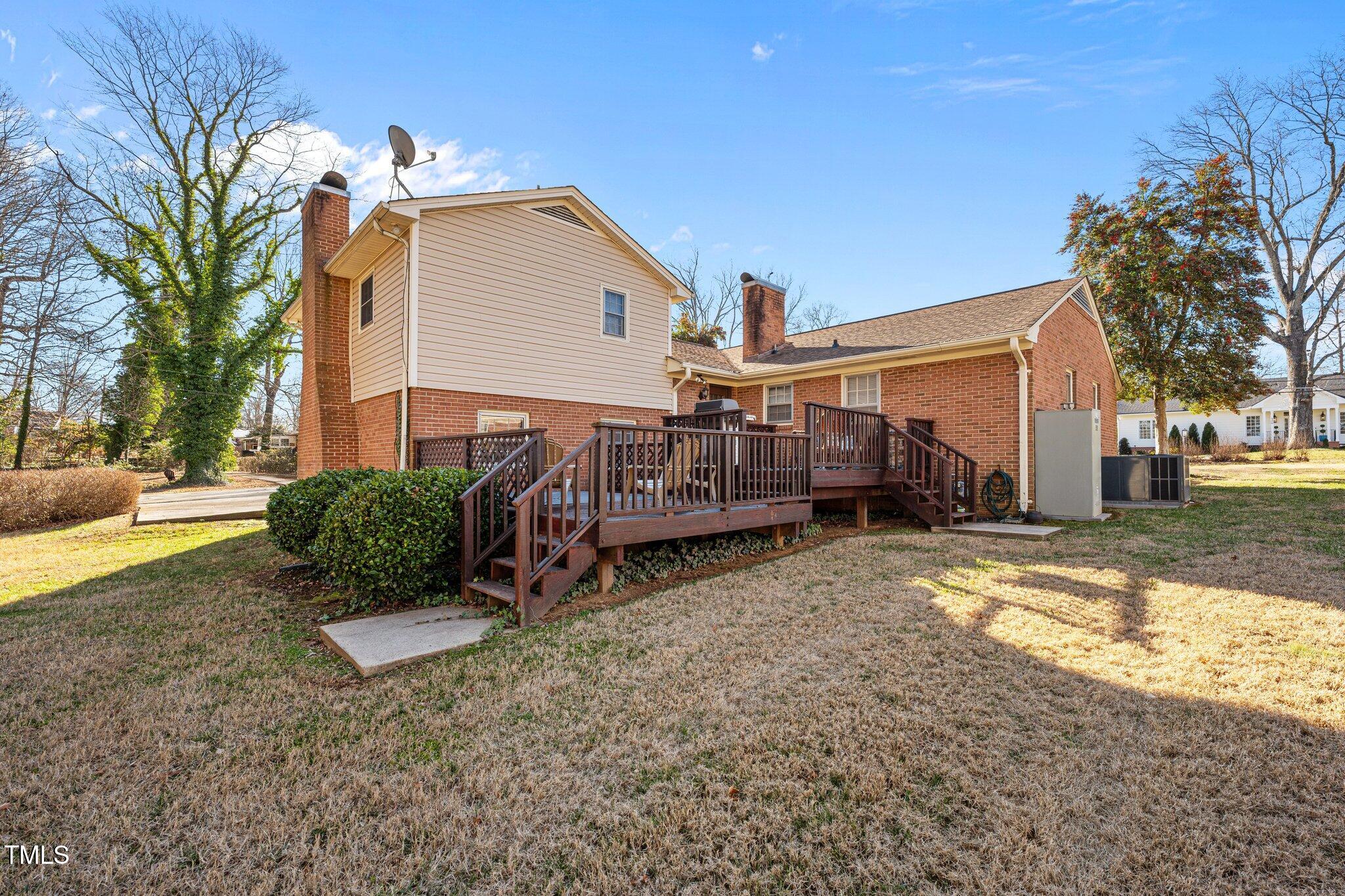 307 E Jackson Street
