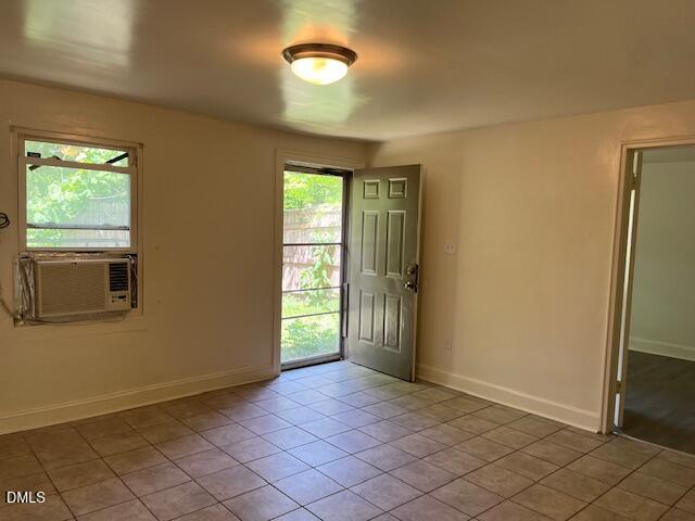 1512 N Hyde Park Avenue