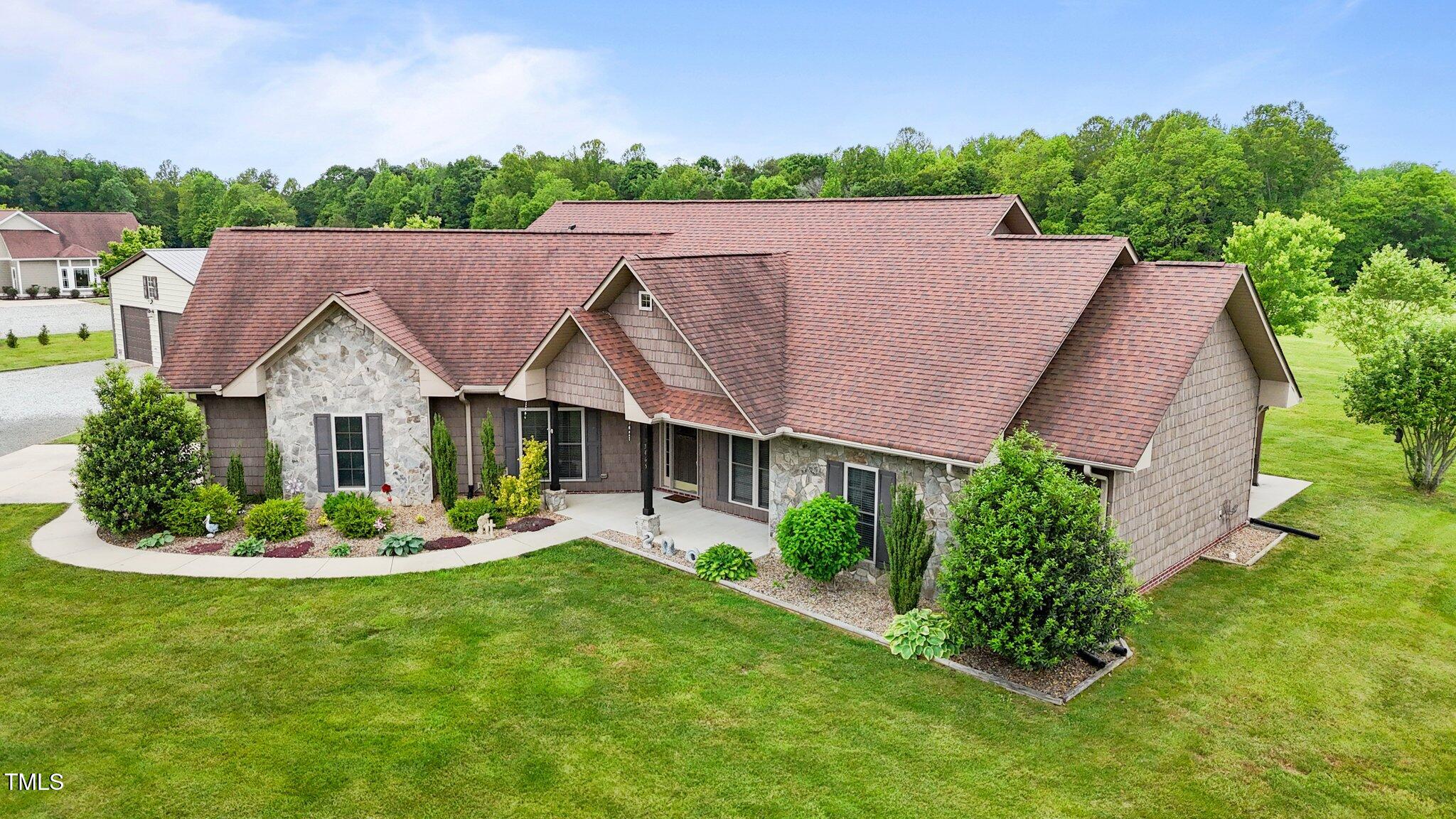 3465 Covington Trail