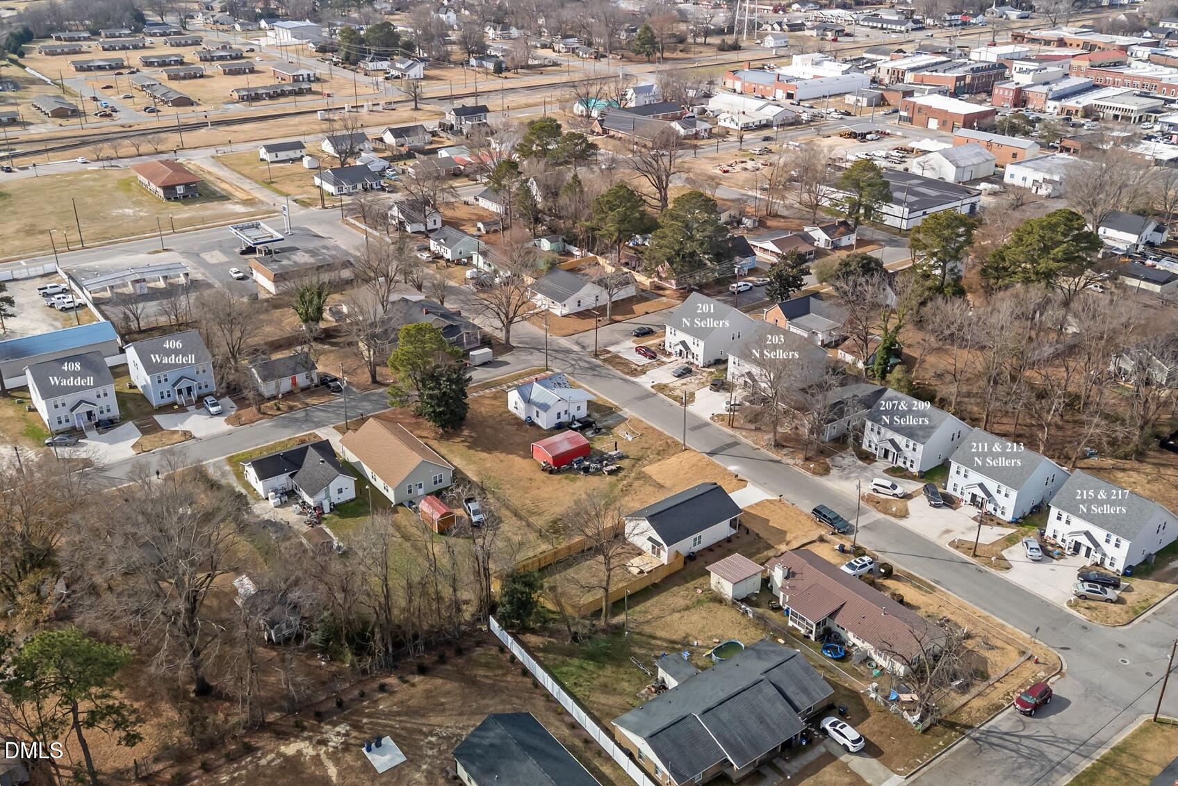 207 N Sellers Street