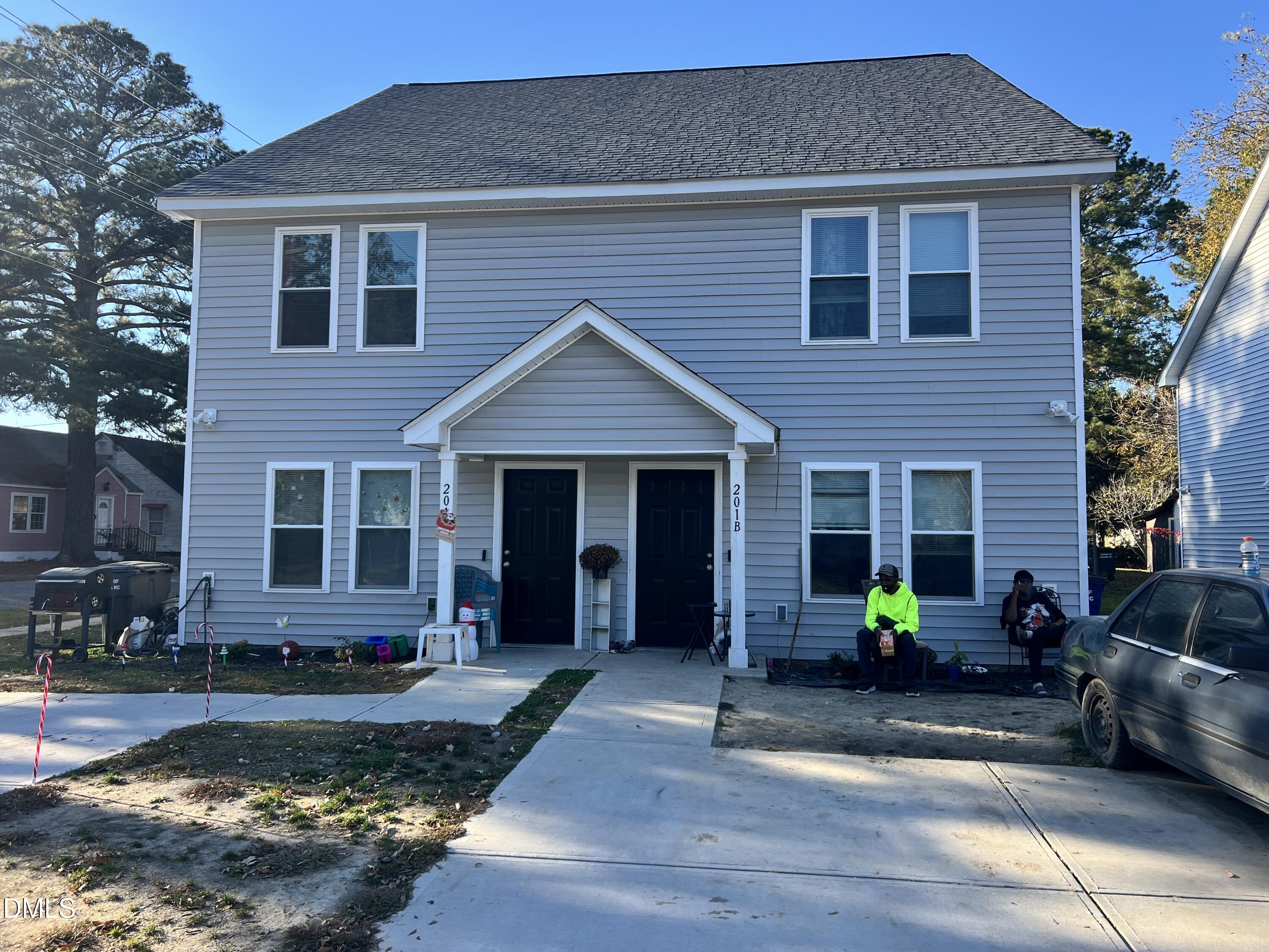 207 N Sellers Street