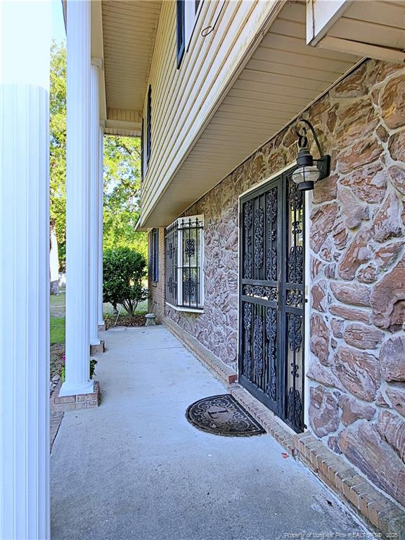 6261 Stoney Point Loop