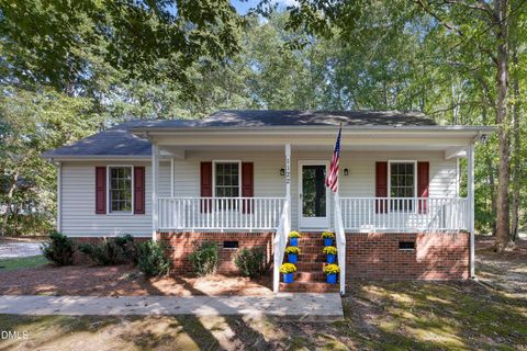 1122 Country Club Lane Zebulon NC 27597