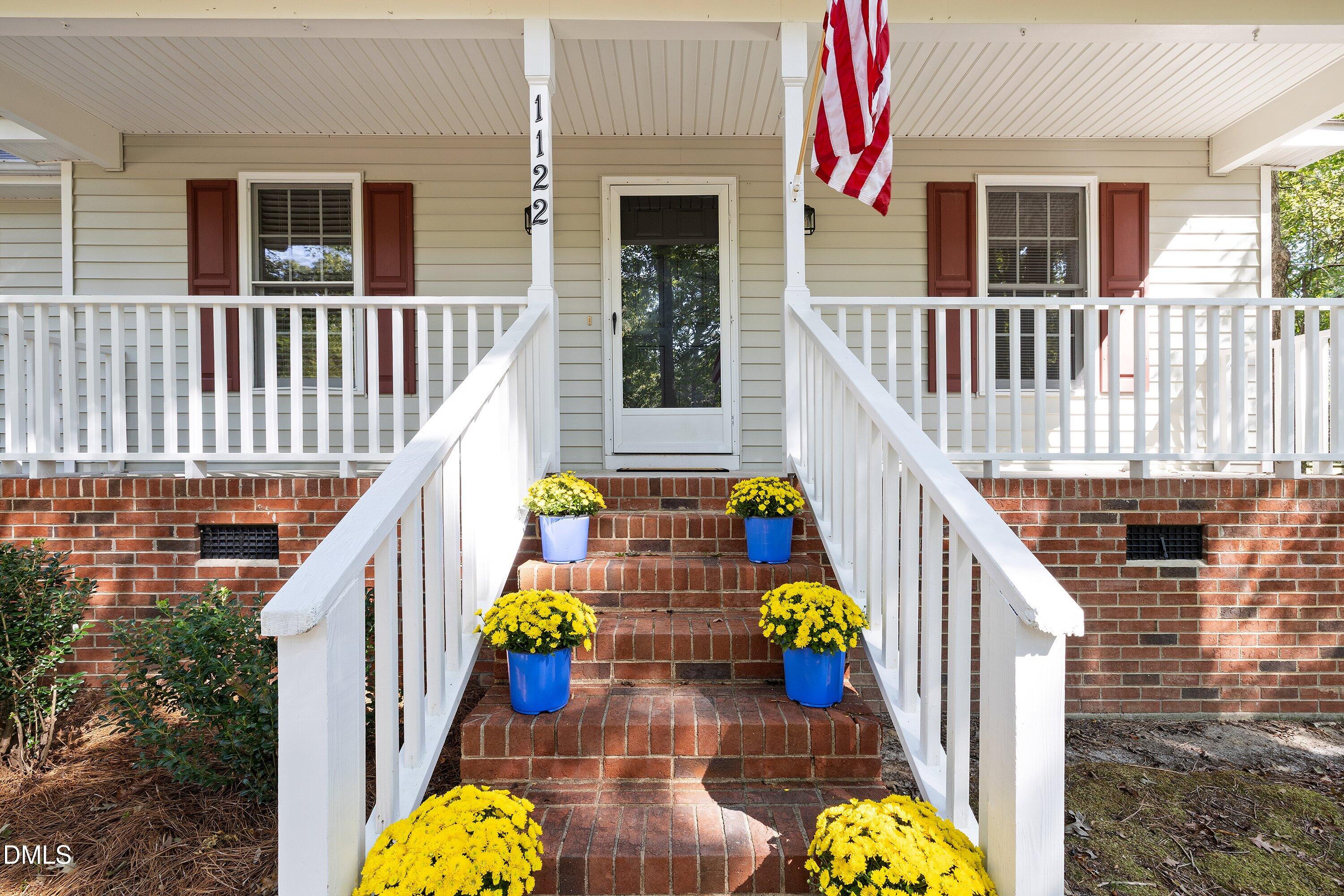 1122 Country Club Lane