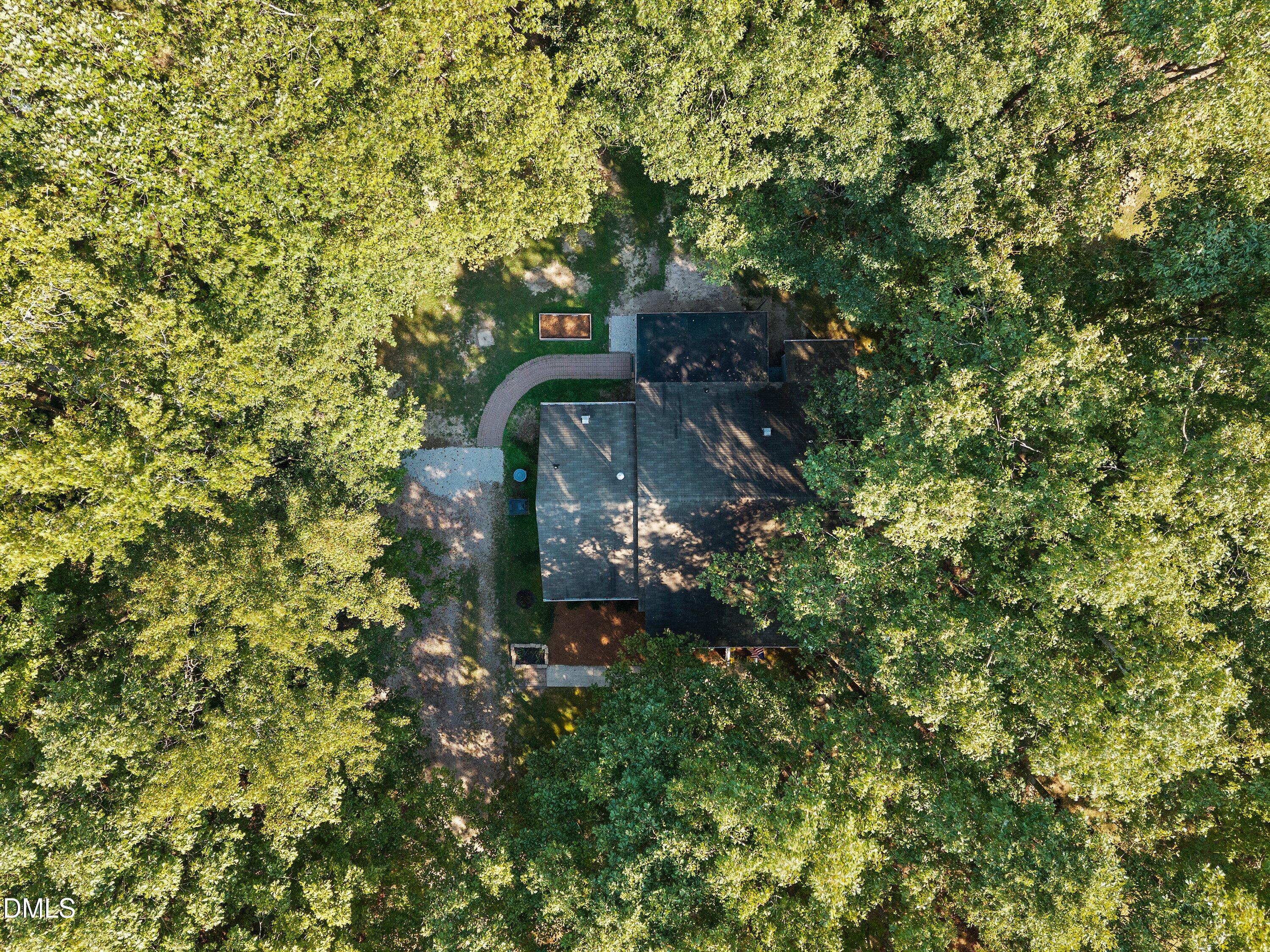 1122 Country Club Lane