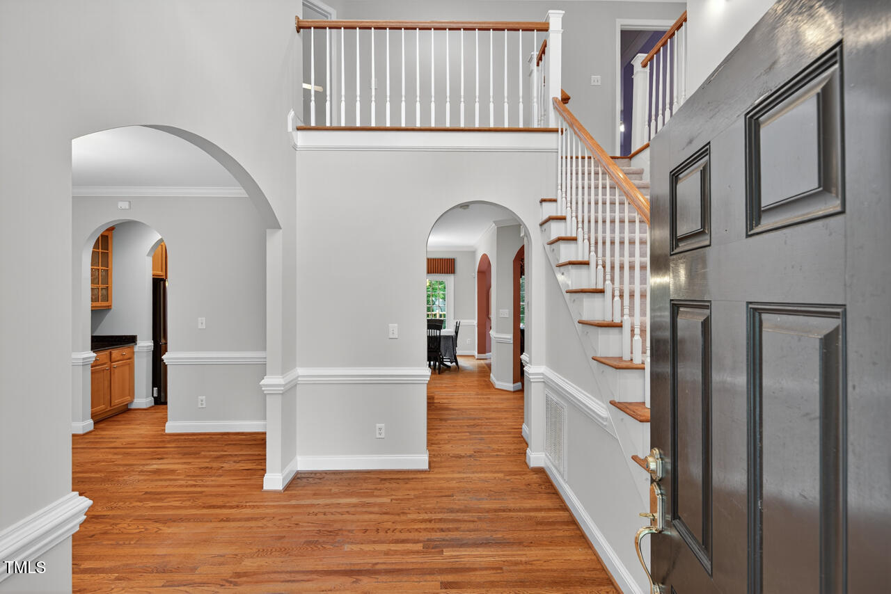 27 Garden Hills Court