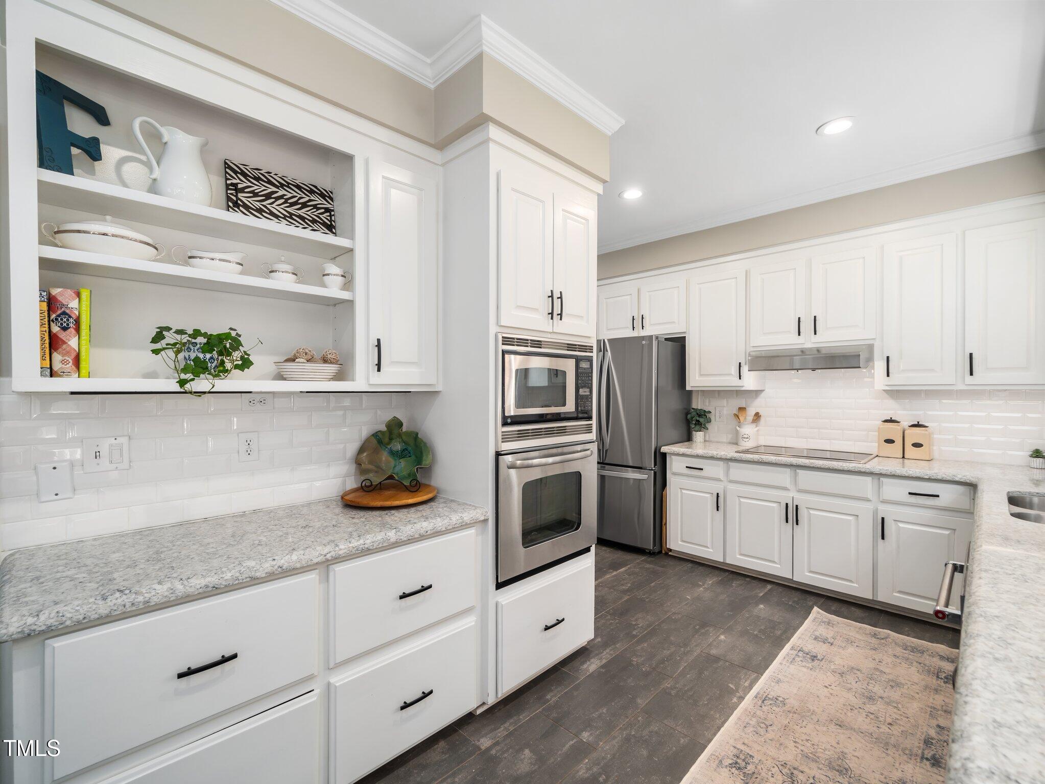 102 Turnberry Lane