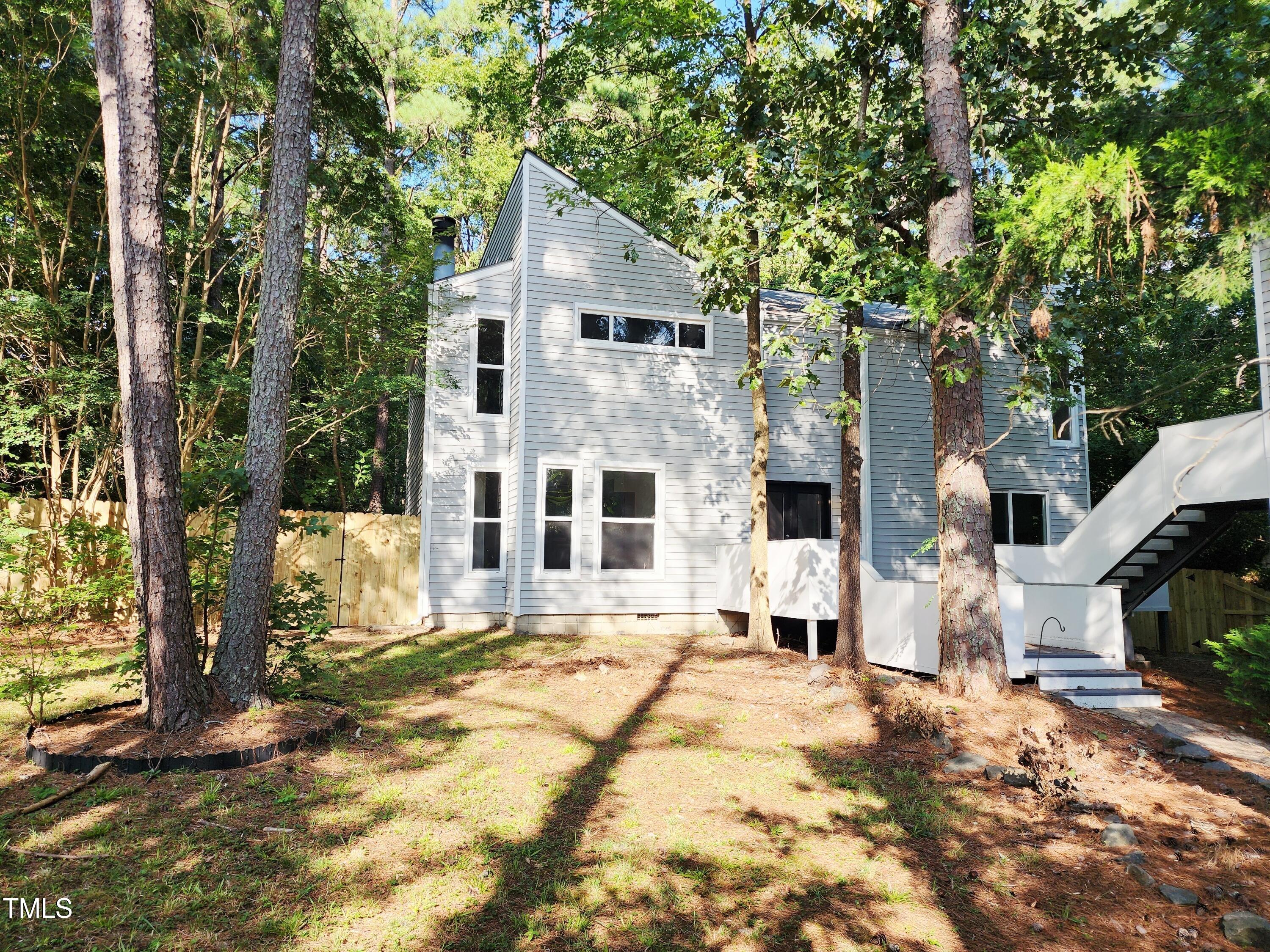 4008 Livingstone Place
