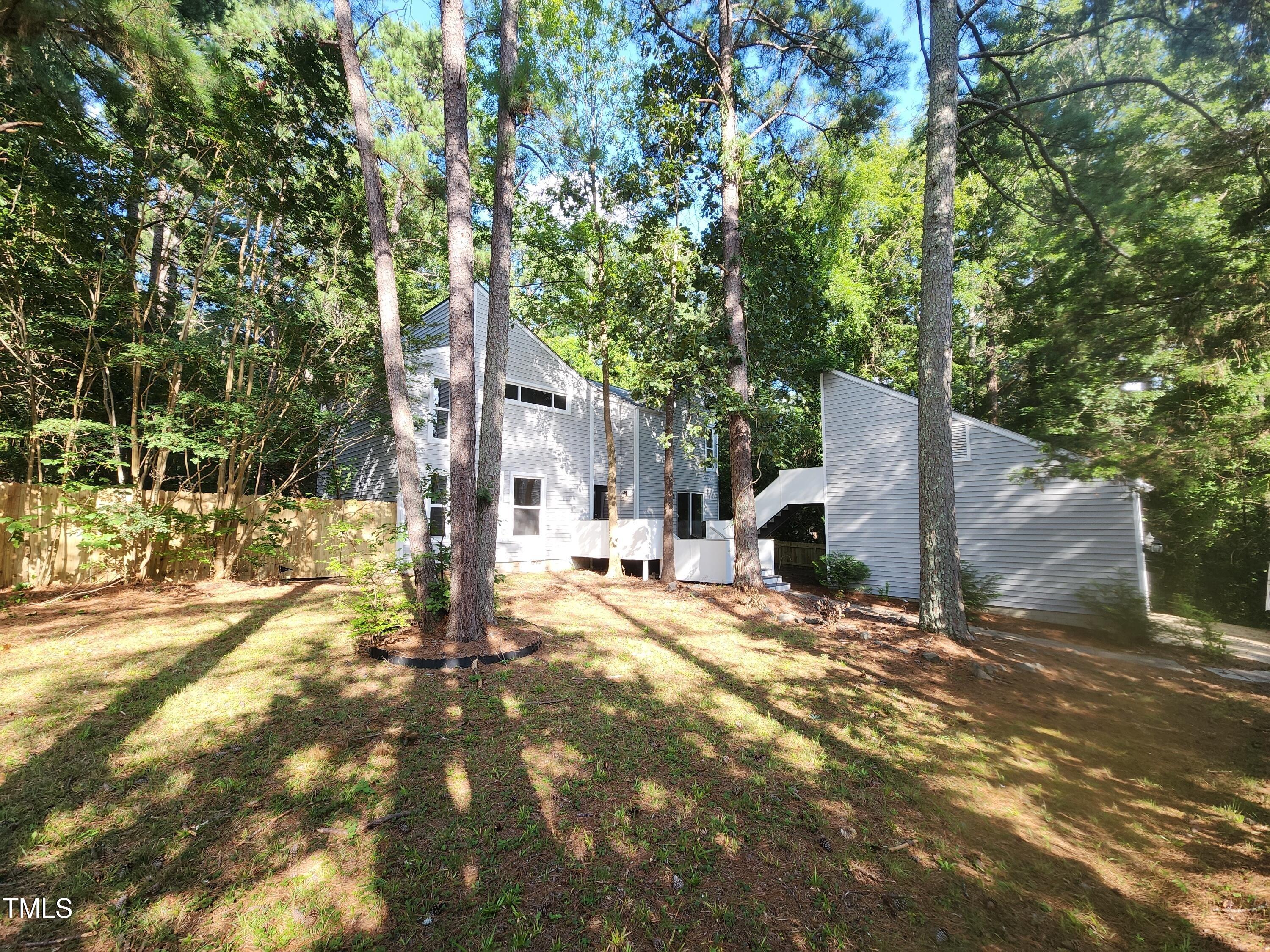 4008 Livingstone Place