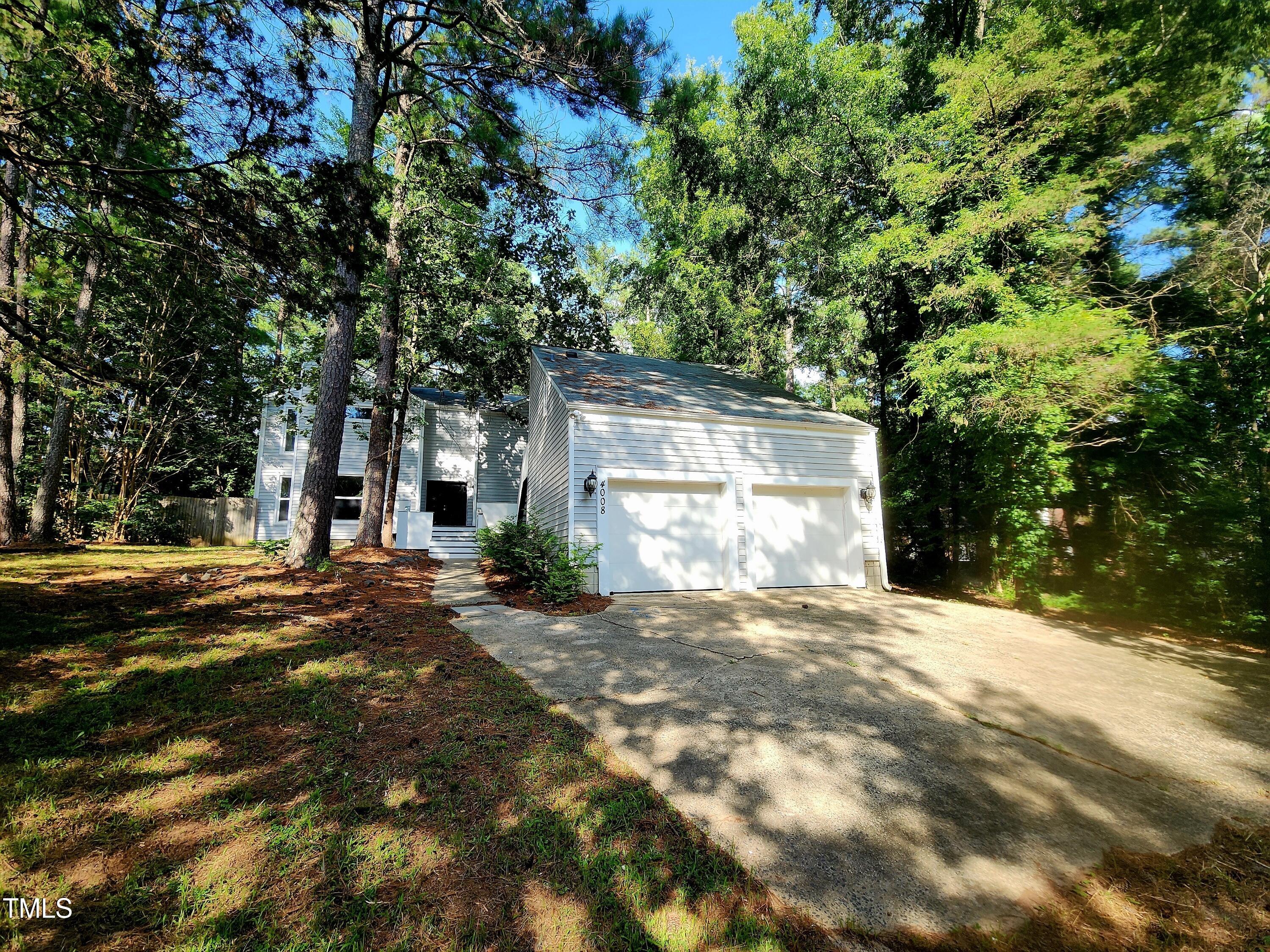 4008 Livingstone Place
