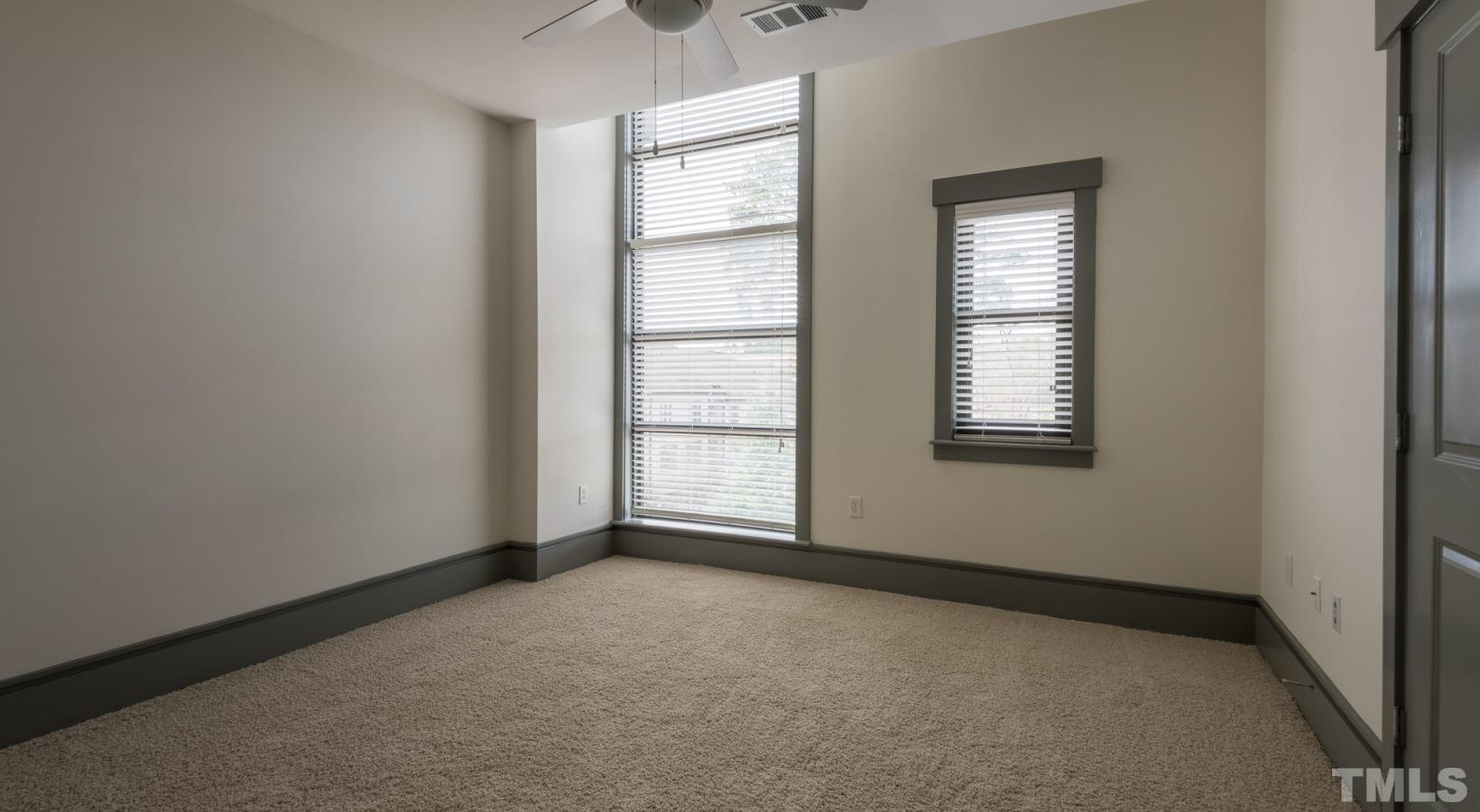 Chapel Hill, North Carolina 27514, United States, 1 Bedroom Bedrooms, ,1 BathroomBathrooms,Residential,Active,43396