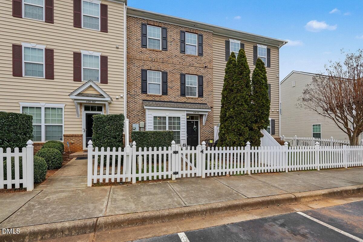 1120 Renewal Place 101