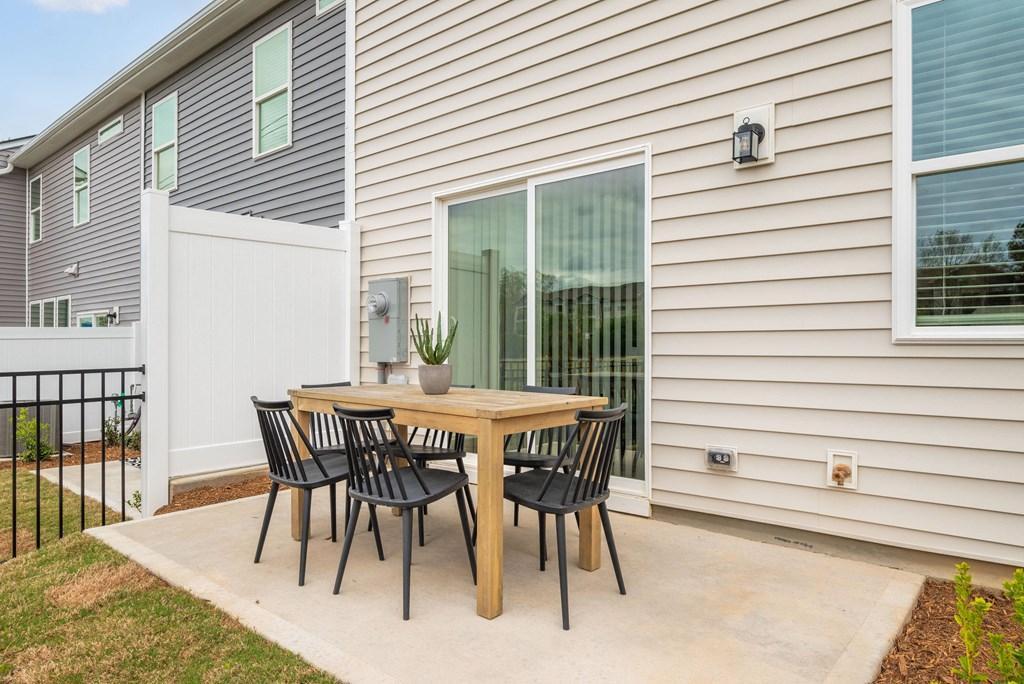 Raleigh, North Carolina 27617, United States, 3 Bedrooms Bedrooms, ,4 BathroomsBathrooms,Residential,Active,23612