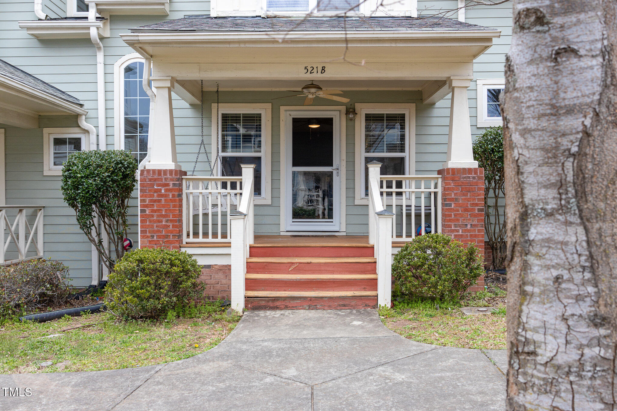521 Eastway Avenue Apt B