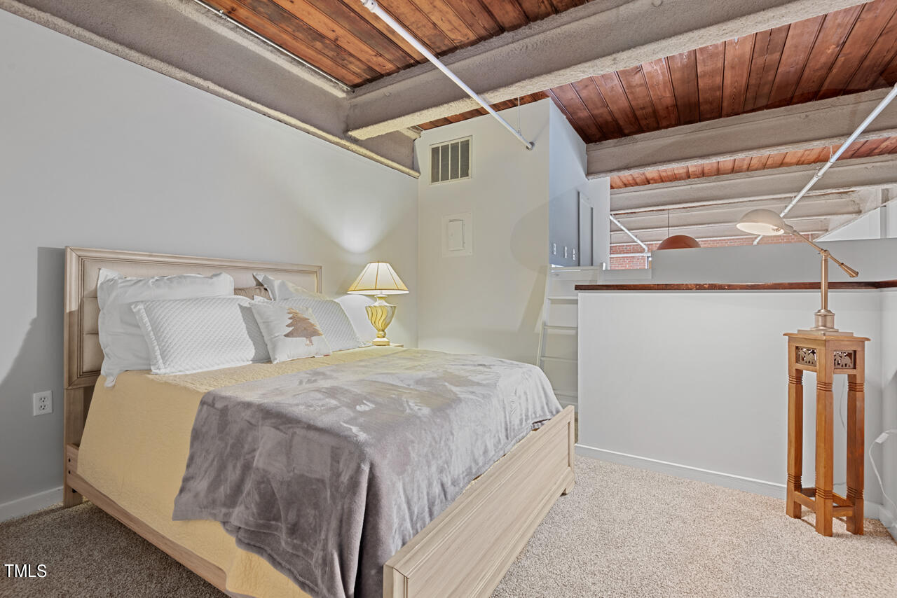 Durham, North Carolina 27701, United States, 1 Bedroom Bedrooms, ,1 BathroomBathrooms,Residential,Active,38293