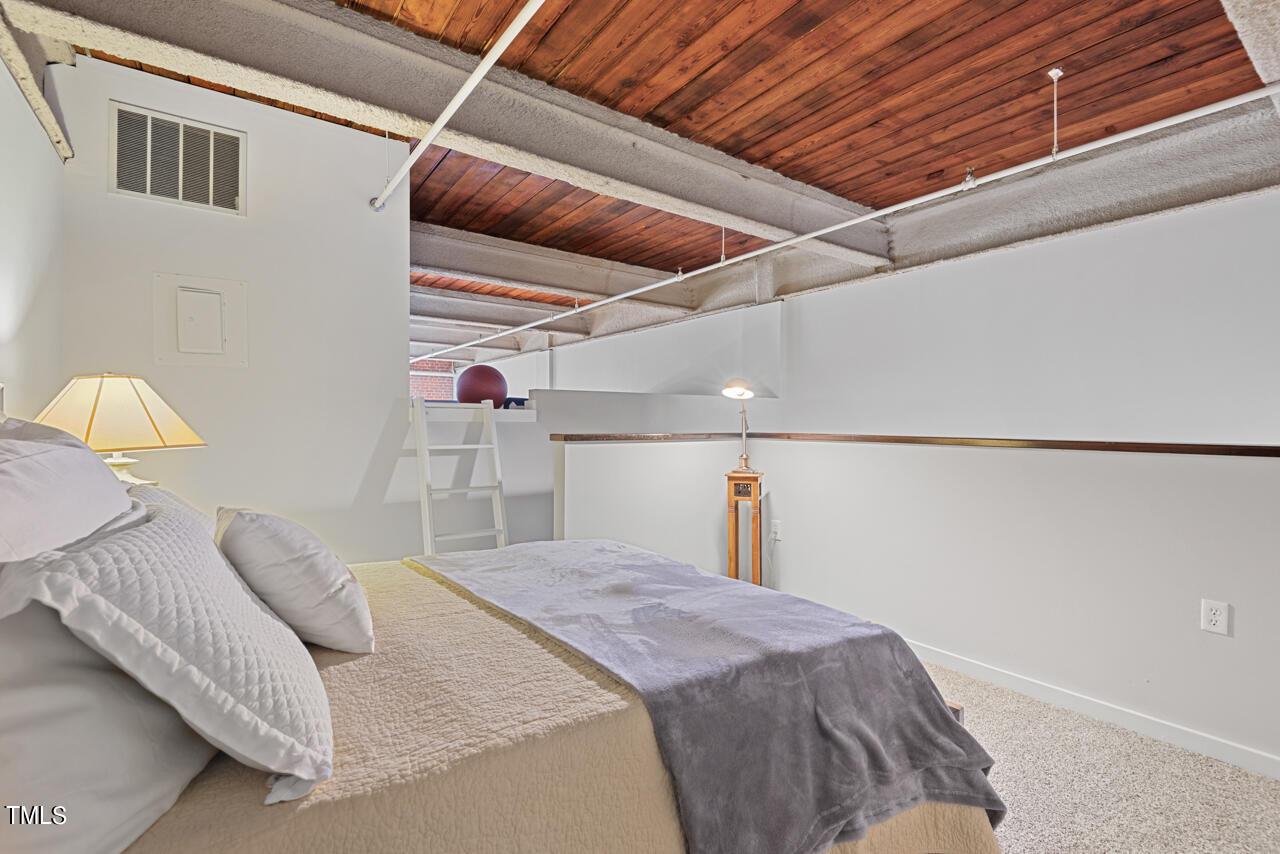 Durham, North Carolina 27701, United States, 1 Bedroom Bedrooms, ,1 BathroomBathrooms,Residential,Active,38293